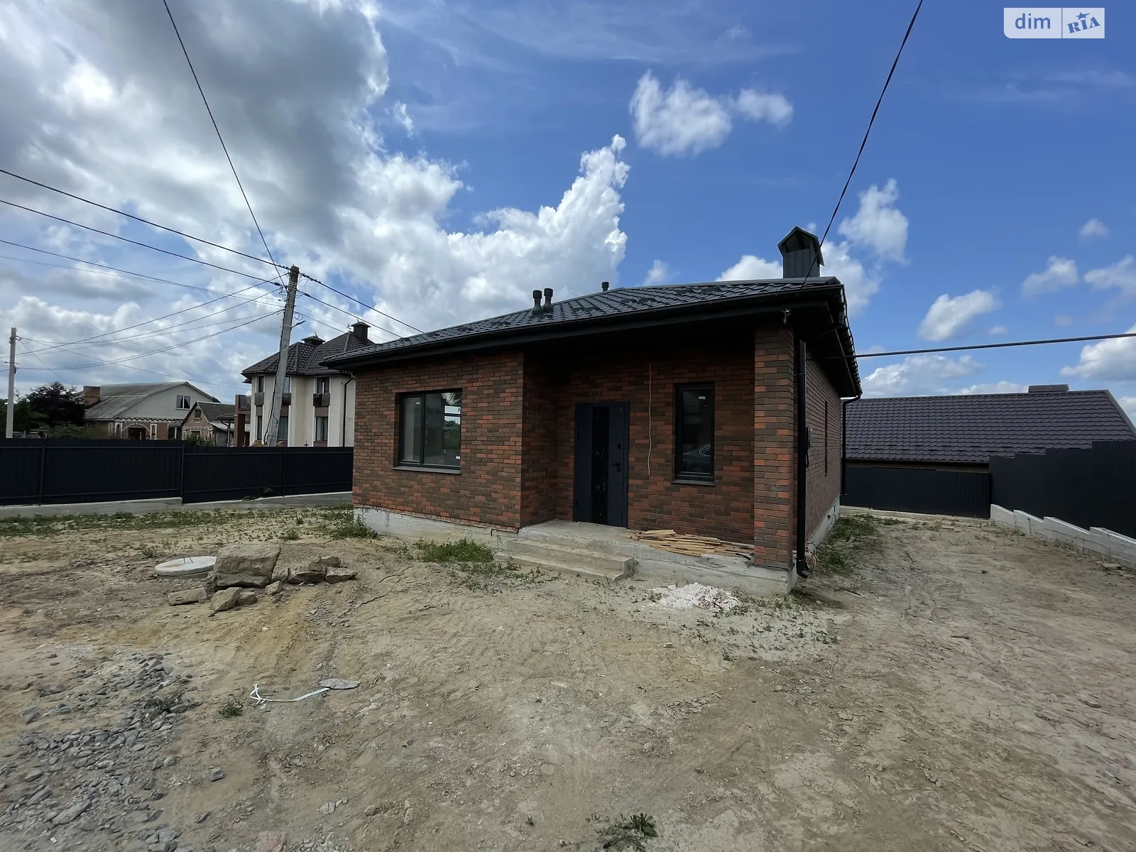 Продається одноповерховий будинок 75 кв. м з бесідкою, цена: 75000 $ - фото 1