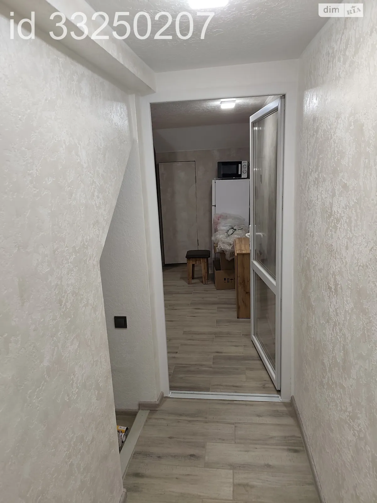 Здається в оренду 1-кімнатна квартира 23.9 кв. м у Одесі, вул. Лінія 10-а, 6 - фото 1