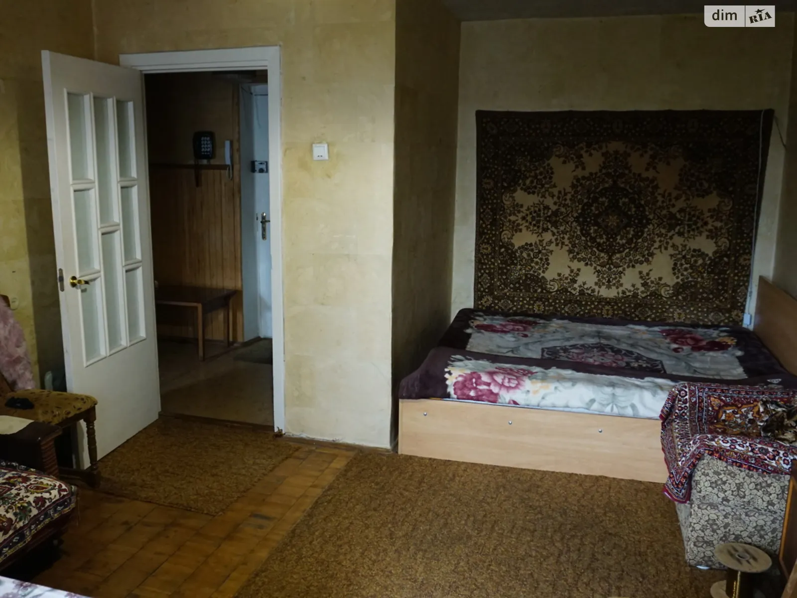 Продается 1-комнатная квартира 37 кв. м в Львове, ул. Величковского, 32 - фото 1