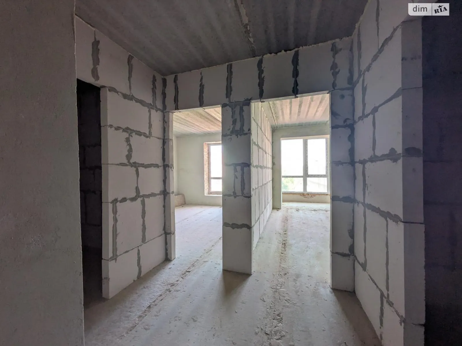 Продается 1-комнатная квартира 45 кв. м в Ивано-Франковске, цена: 40500 $ - фото 1
