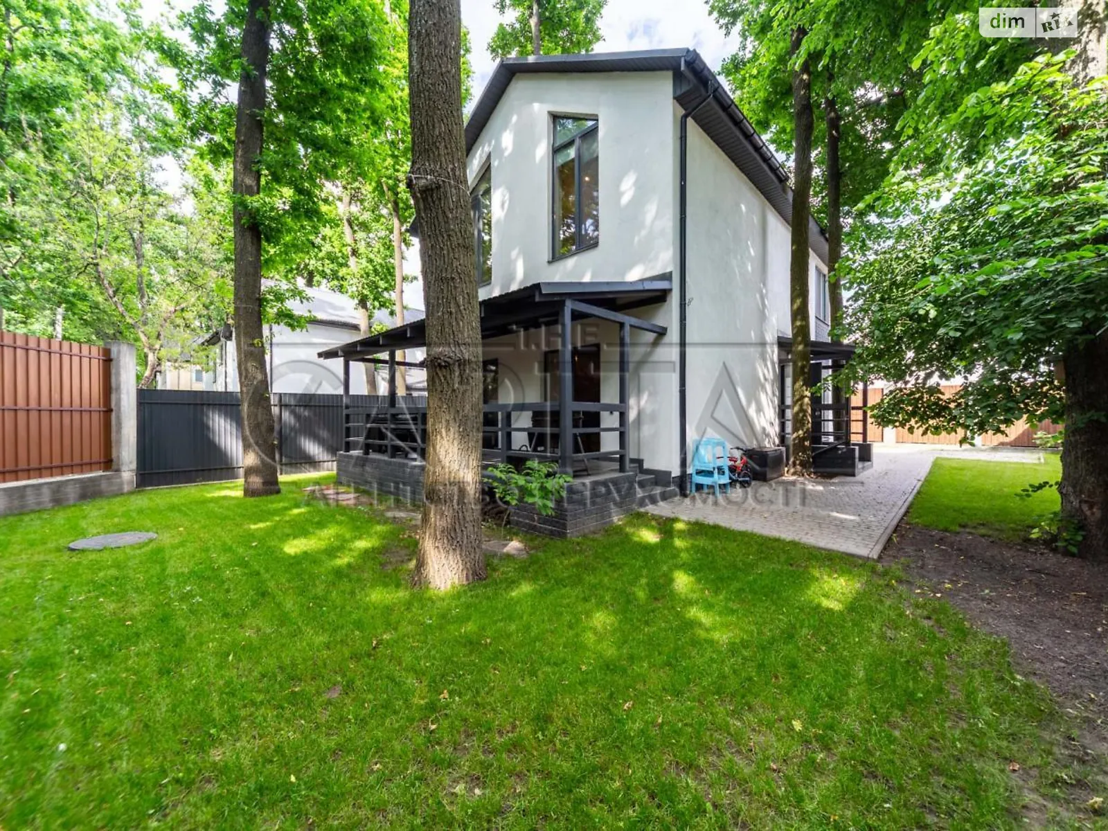 Продается дом на 2 этажа 124 кв. м с террасой, цена: 215000 $ - фото 1