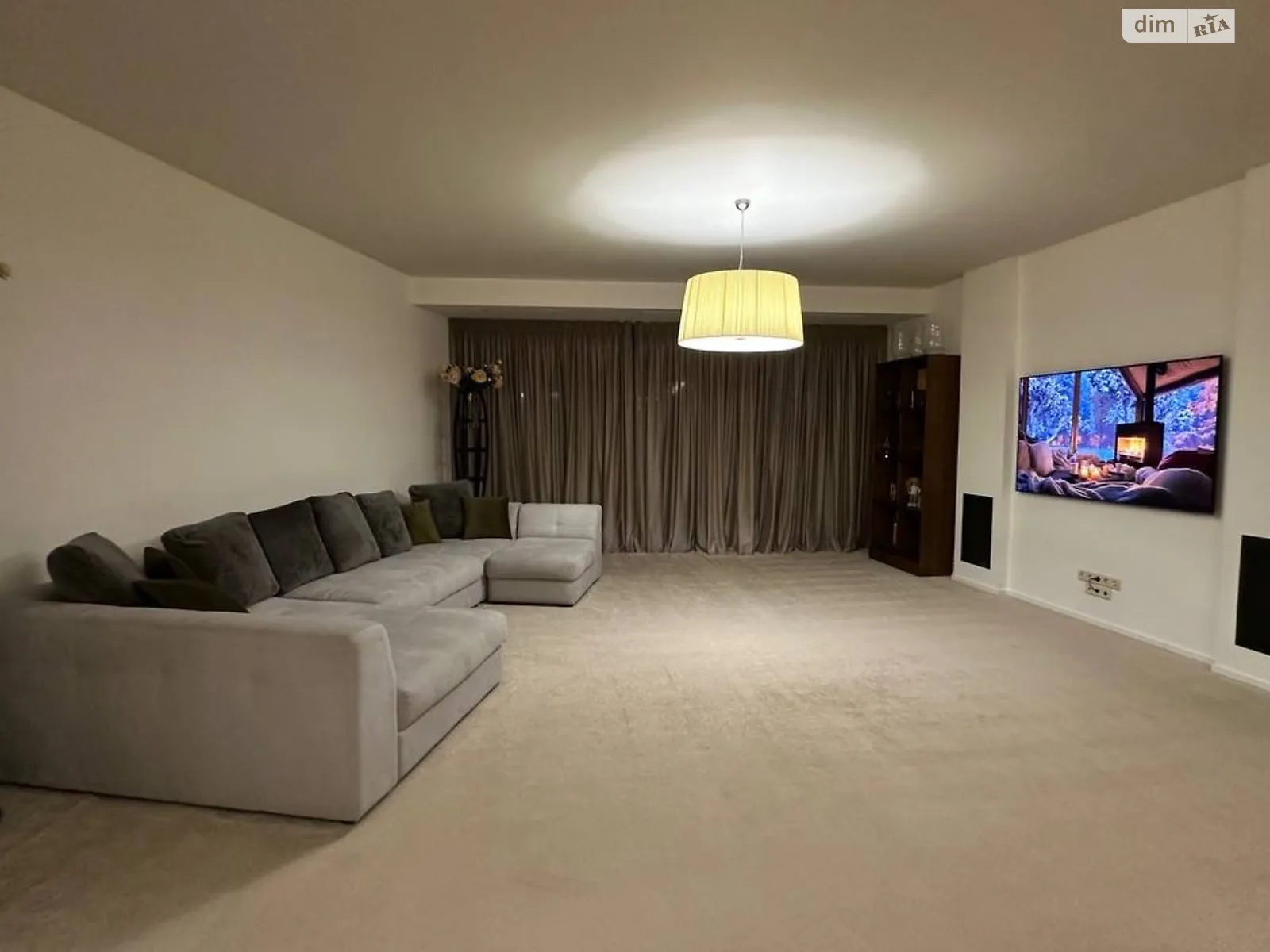 Продается 3-комнатная квартира 242 кв. м в Днепре - фото 1