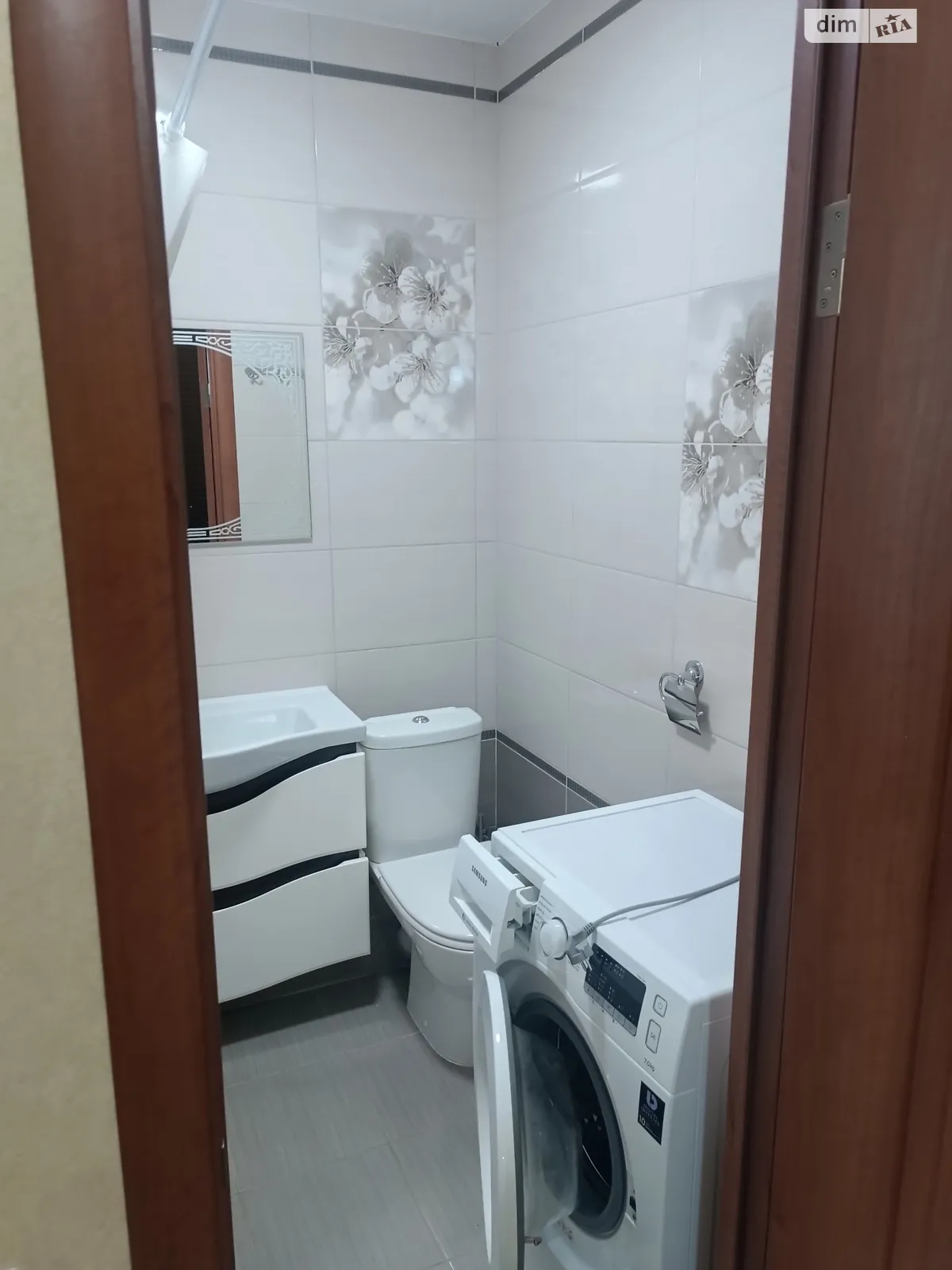 Здається в оренду 1-кімнатна квартира 50 кв. м у Києві, бул. Лесі Українки, 10 - фото 1