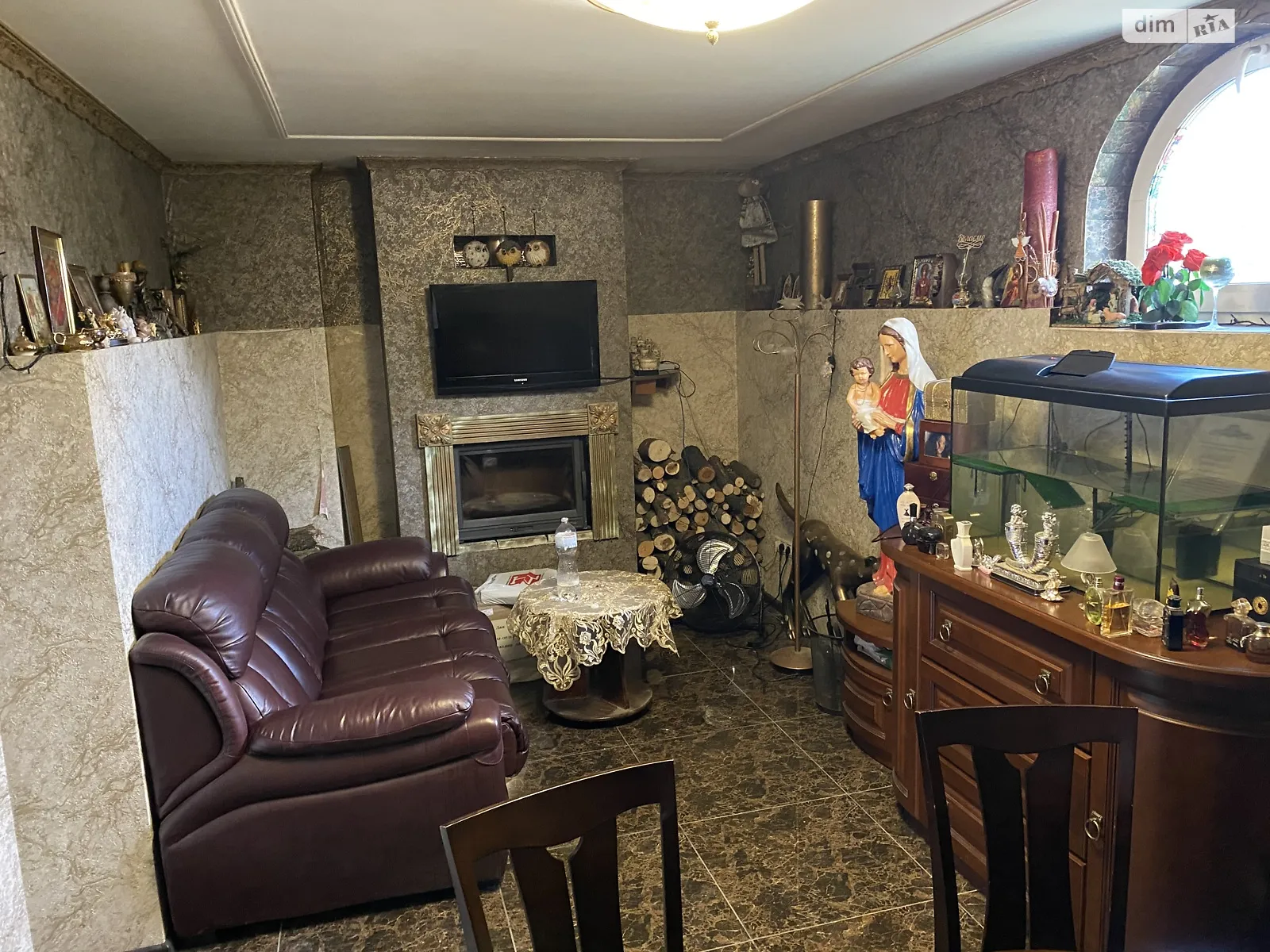 Продается дом на 2 этажа 320 кв. м с балконом, цена: 110000 $ - фото 1