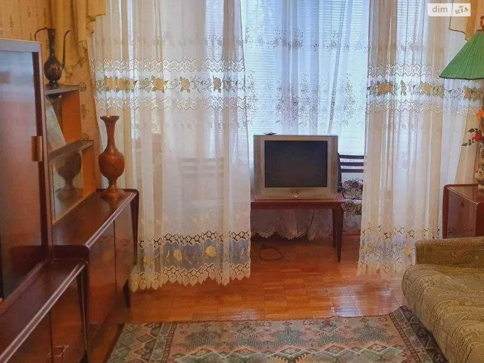 Продається 2-кімнатна квартира 51 кв. м у Києві, вул. Романа Ратушного(Волгоградська), 15 - фото 1