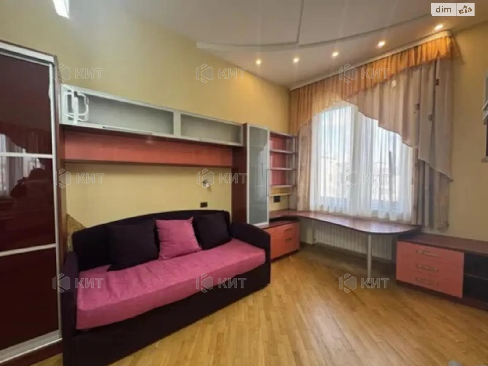 Продається 4-кімнатна квартира 140 кв. м у Харкові, вул. Сумська, 122 - фото 1