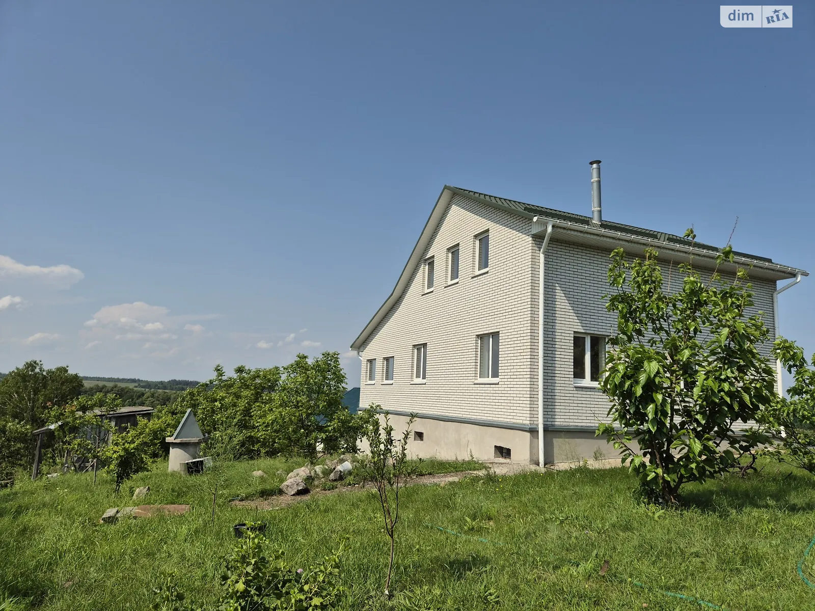 Продается дом на 3 этажа 190 кв. м с мебелью, цена: 65000 $ - фото 1