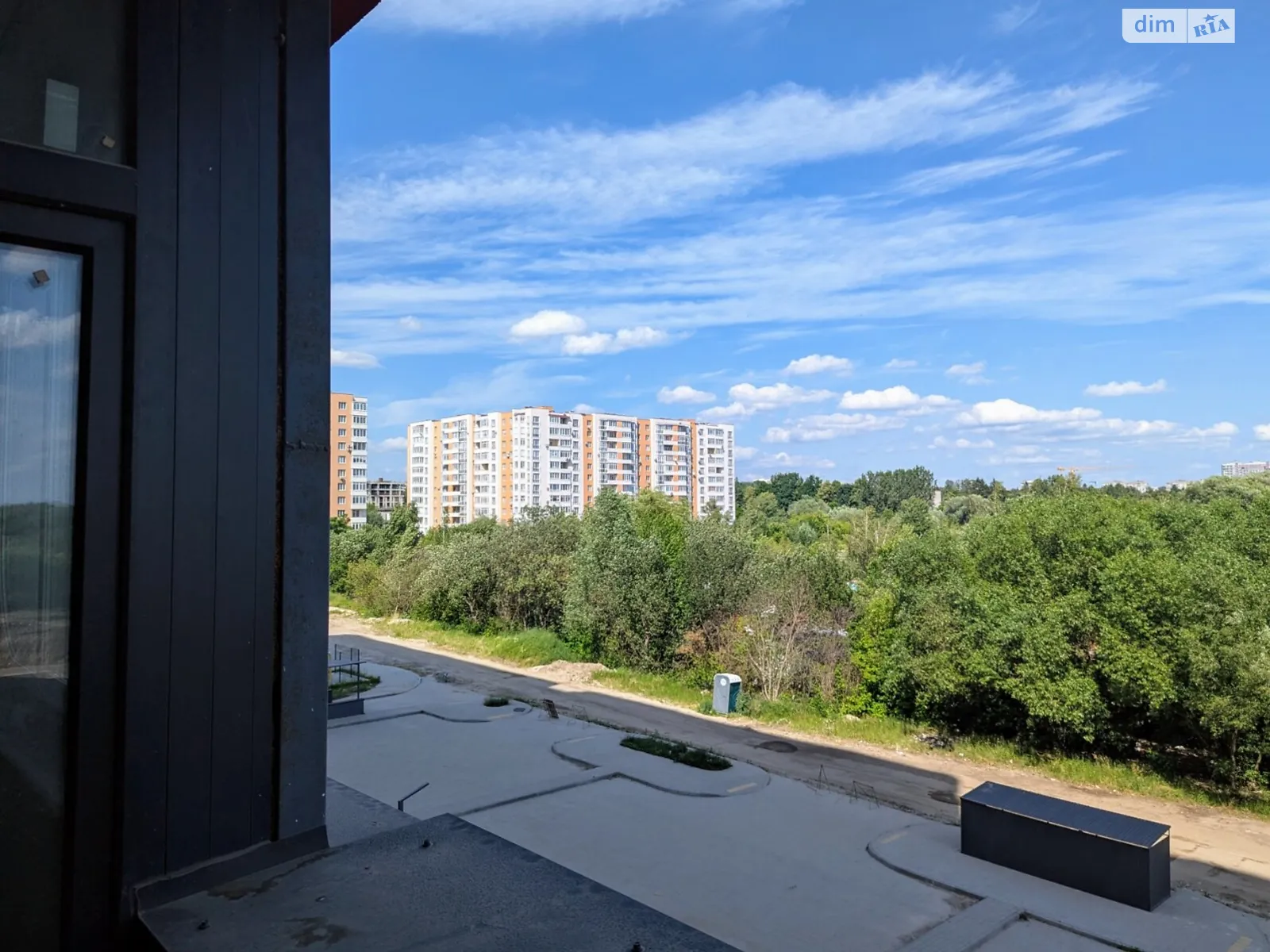 Продається 2-кімнатна квартира 62 кв. м у Сокільниках, вул. Трускавецька, 111 - фото 1