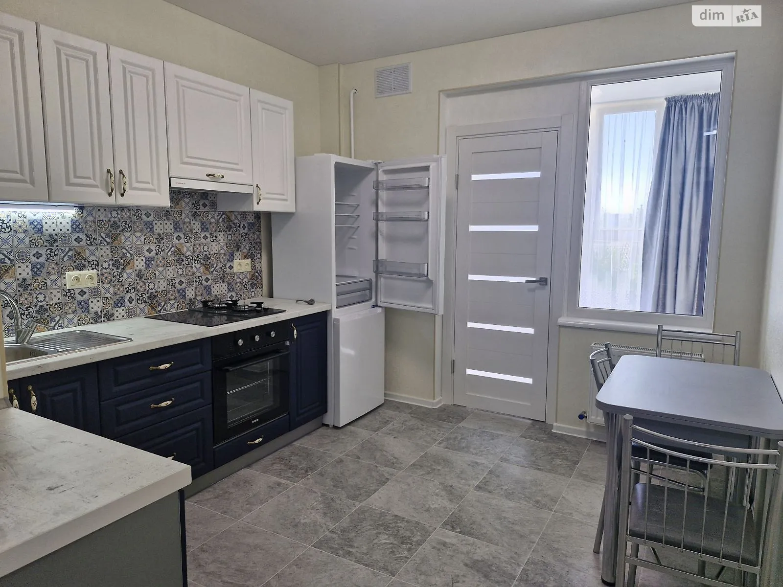 Продается 2-комнатная квартира 43 кв. м в Лиманке, ул. Строительная, 48А - фото 1