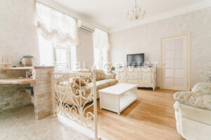 Продажа квартиры, Киев, р‑н. Центр, ст.м. Золотые ворота, Олеся Гончара улица, дом 24