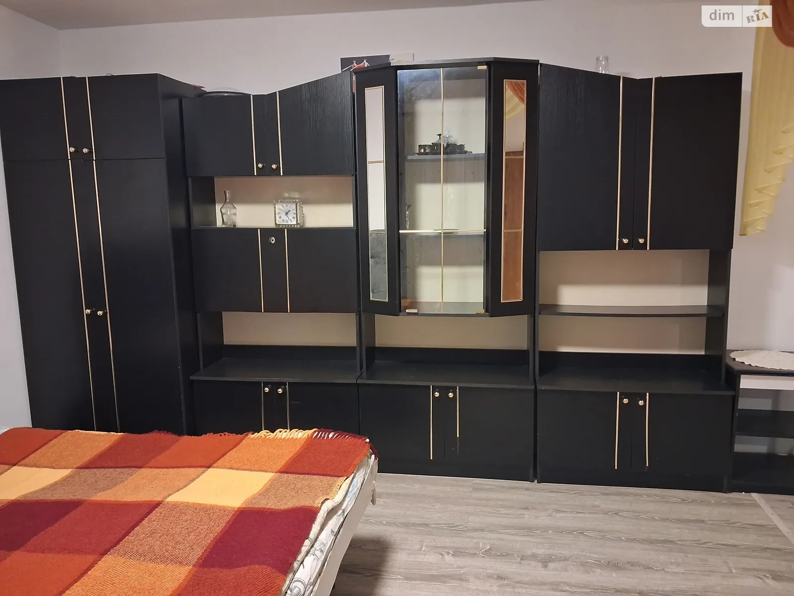 Продается 1-комнатная квартира 40 кв. м в Ивано-Франковске, ул. Химиков, 17 - фото 1