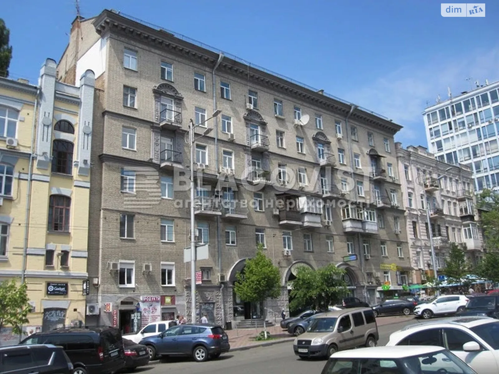 Продается 1-комнатная квартира 42 кв. м в Киеве, ул. Эспланадная, 32 - фото 1