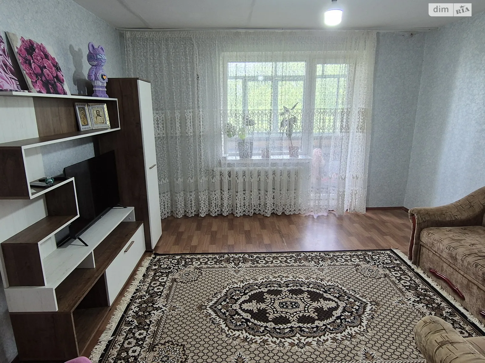 Продается 3-комнатная квартира 60 кв. м в Светловодске, ул. Конька, 27 - фото 1
