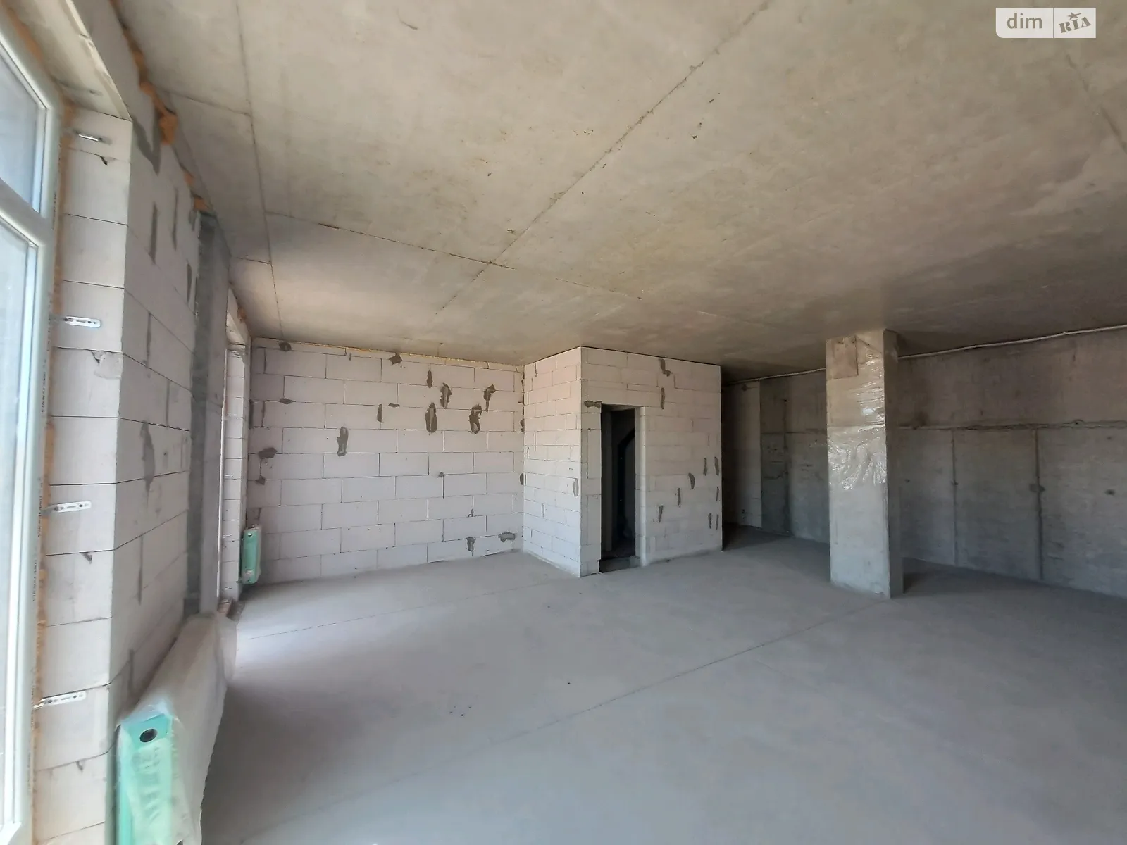 Продается 2-комнатная квартира 54 кв. м в Крыжановка, ул. Академика Сахарова, 11 - фото 1