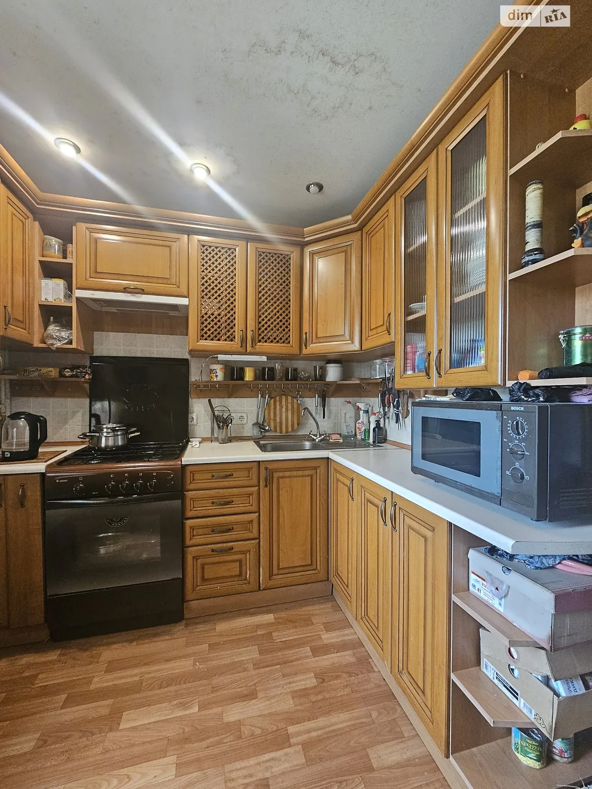 Продается 4-комнатная квартира 80 кв. м в Каменце-Подольском, ул. Розвадовского - фото 1