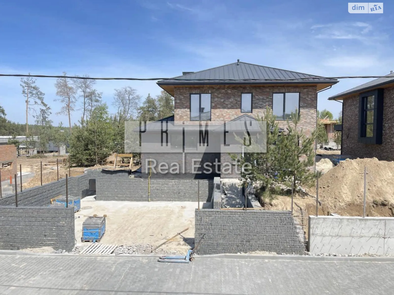 Продається будинок 2 поверховий 275 кв. м с басейном, цена: 660000 $ - фото 1