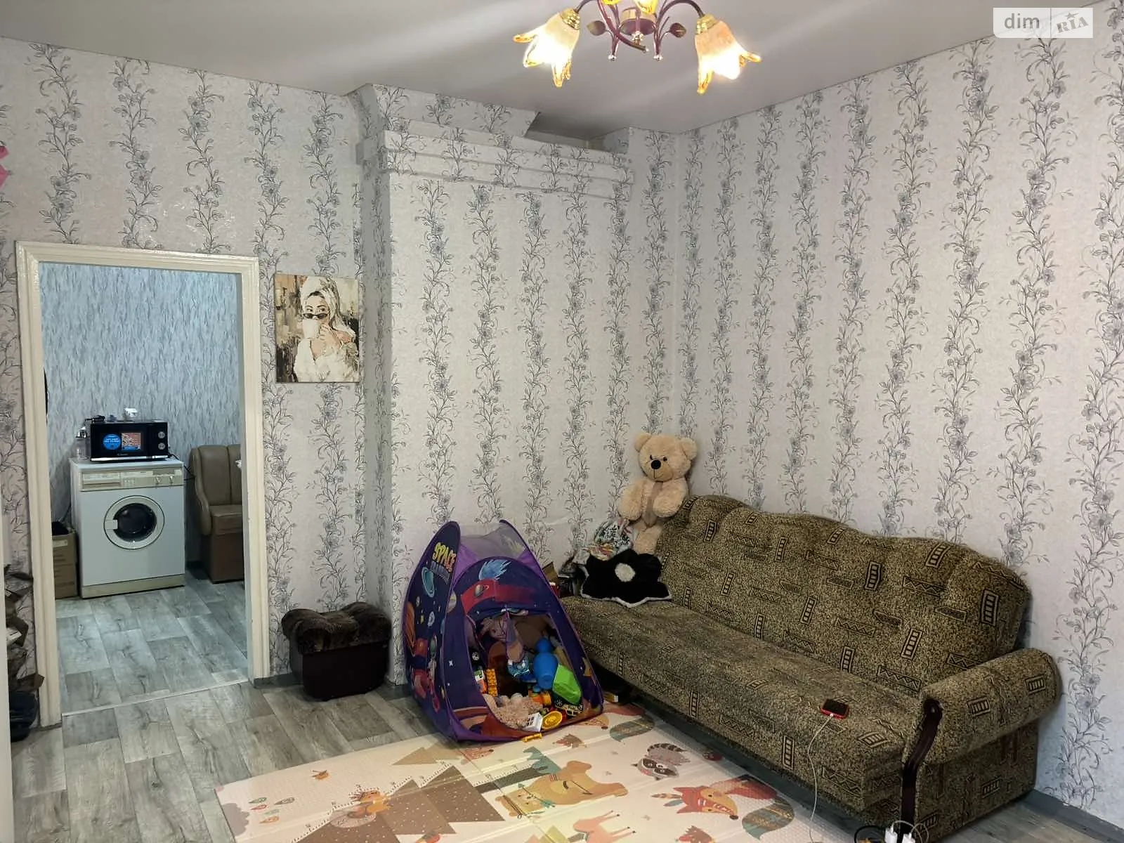 Продается 1-комнатная квартира 38 кв. м в Умани, ул. Успенская (Ленинской Искры), 33 - фото 1