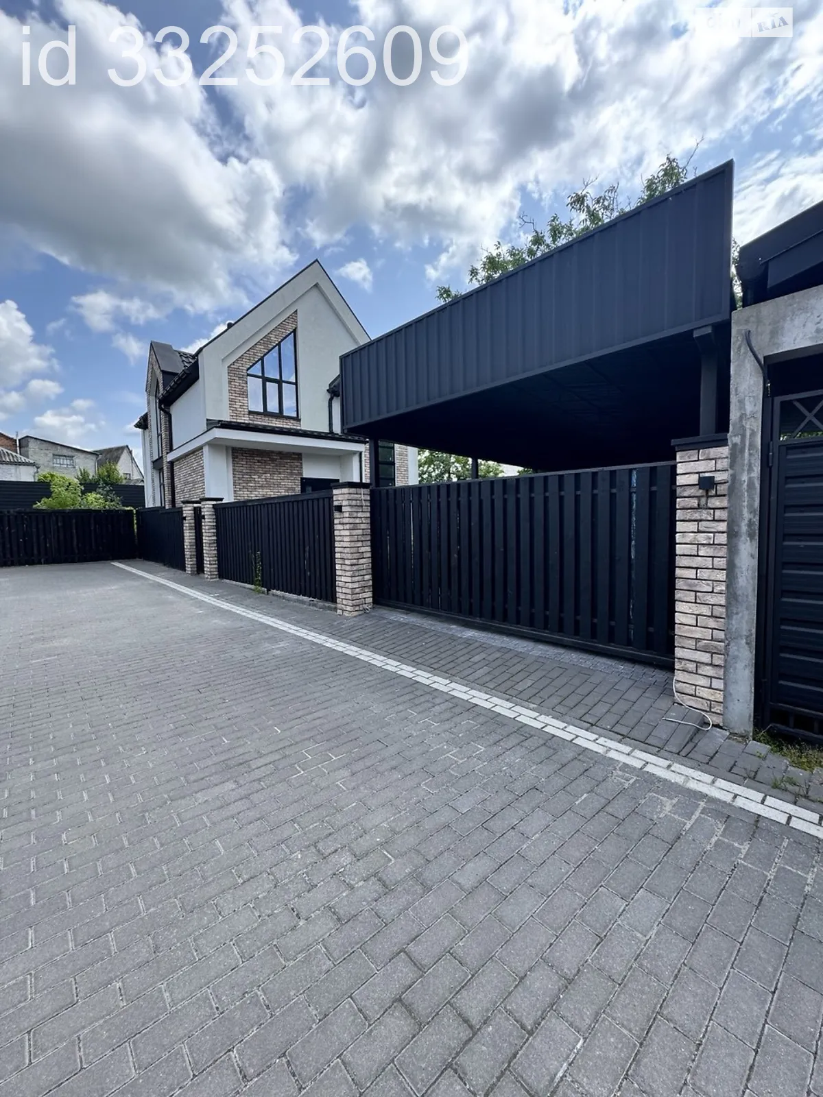 Продается дом на 2 этажа 95 кв. м с беседкой, цена: 220000 $ - фото 1