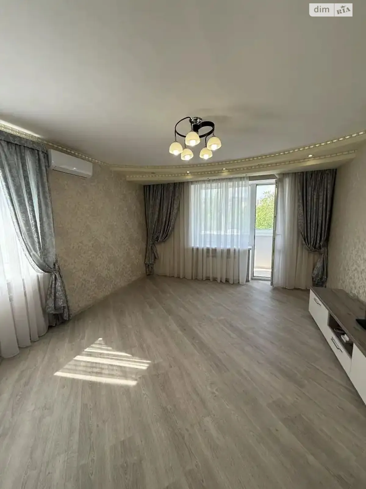 Продається 1-кімнатна квартира 35 кв. м у Дніпрі, вул. Наукова, 42 - фото 1