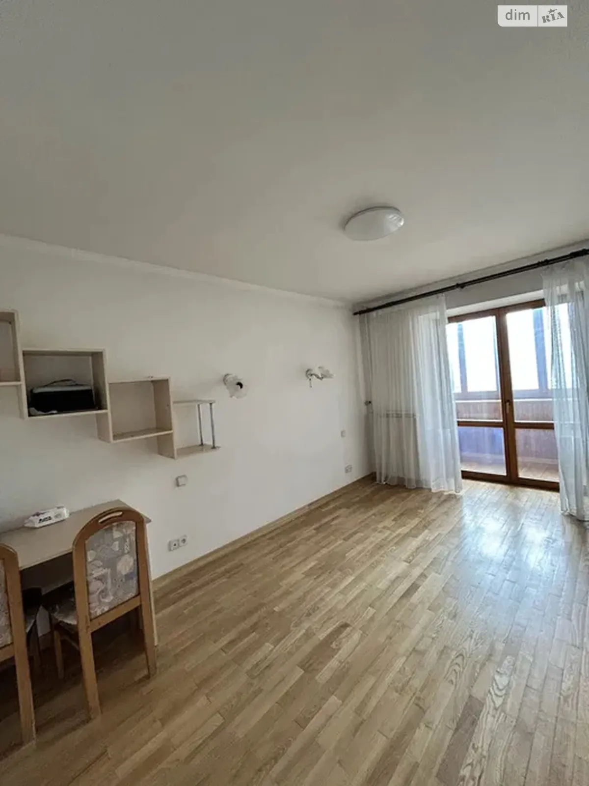 Продається 2-кімнатна квартира 62 кв. м у Києві, просп. Володимира Івасюка, 20 - фото 1