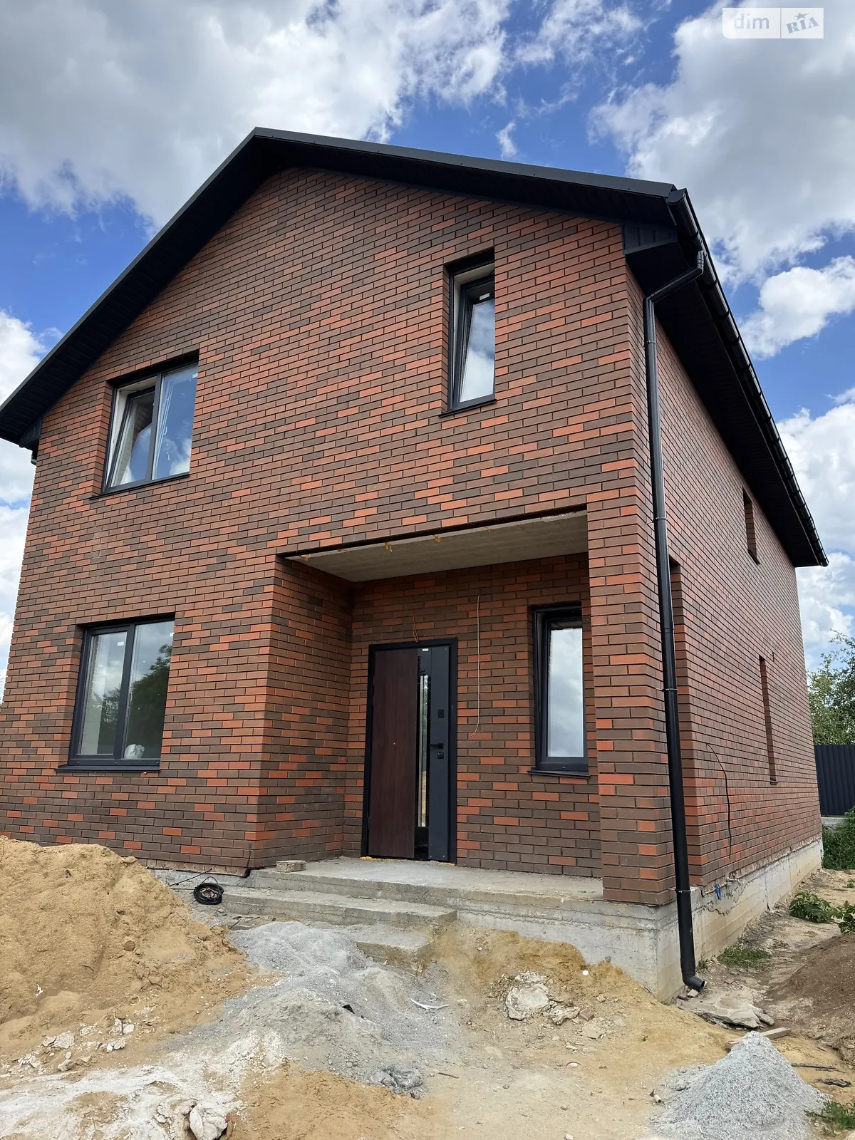 Продается дом на 2 этажа 120 кв. м с балконом, цена: 92000 $ - фото 1