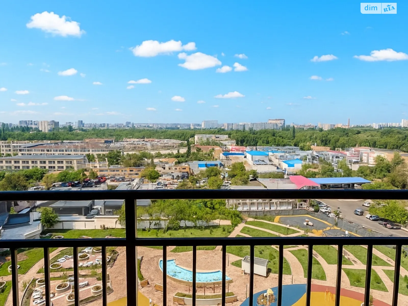 Продается 2-комнатная квартира 64 кв. м в Одессе, ул. Краснова, 3 - фото 1