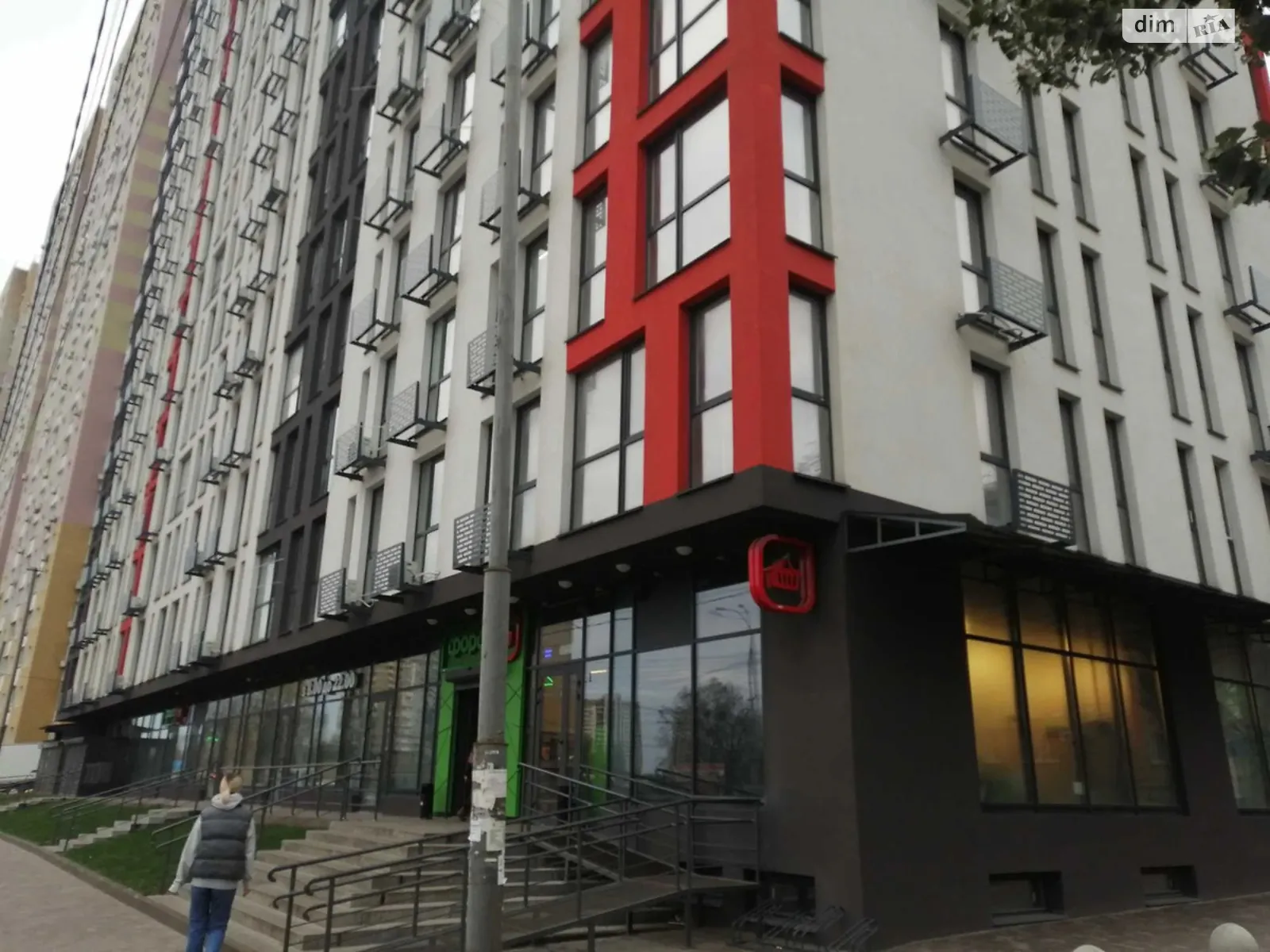 Продається 3-кімнатна квартира 78 кв. м у Києві, просп. Науки, 58 - фото 1
