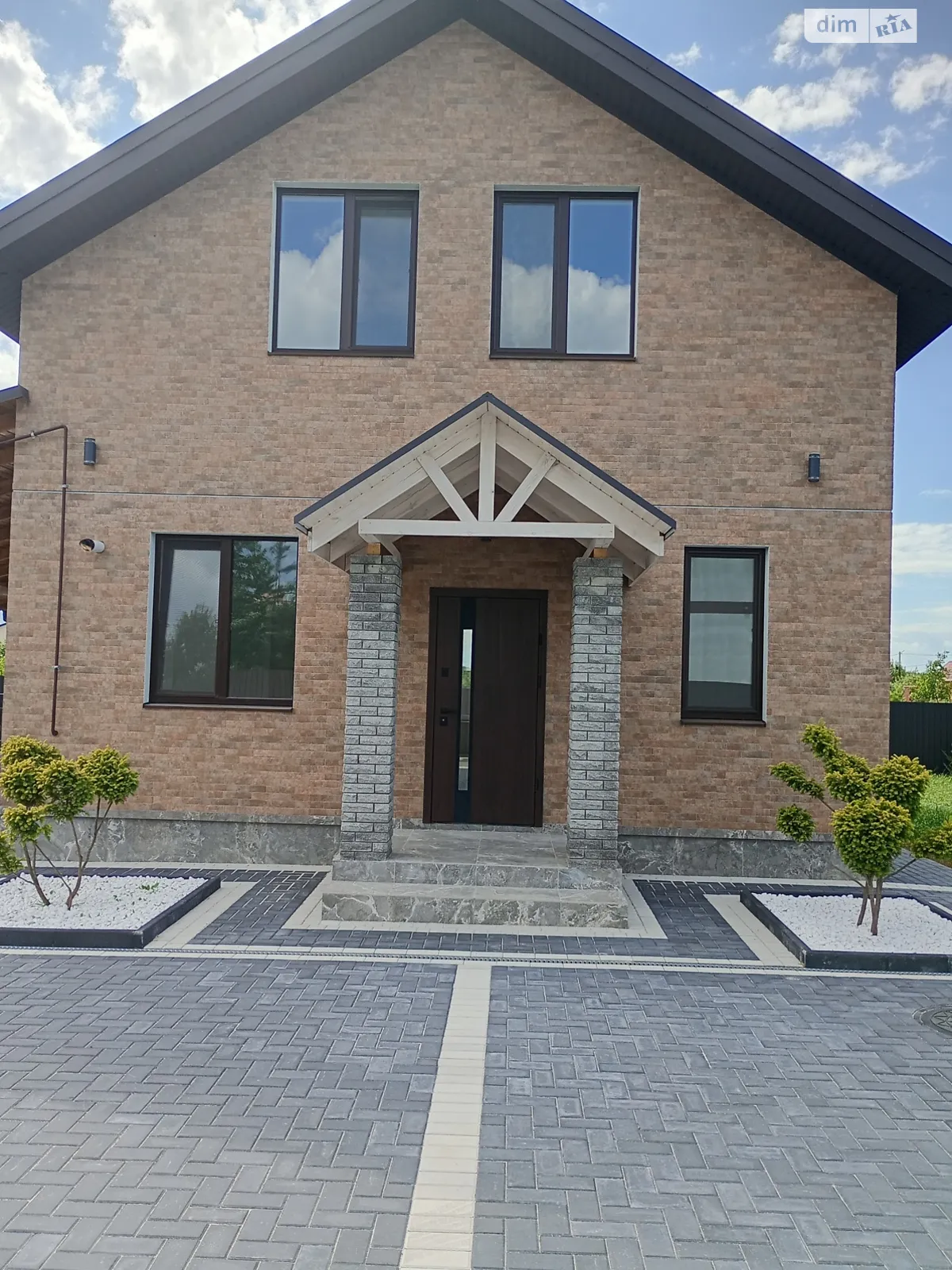 Продается дом на 2 этажа 100 кв. м с мебелью, цена: 125000 $ - фото 1