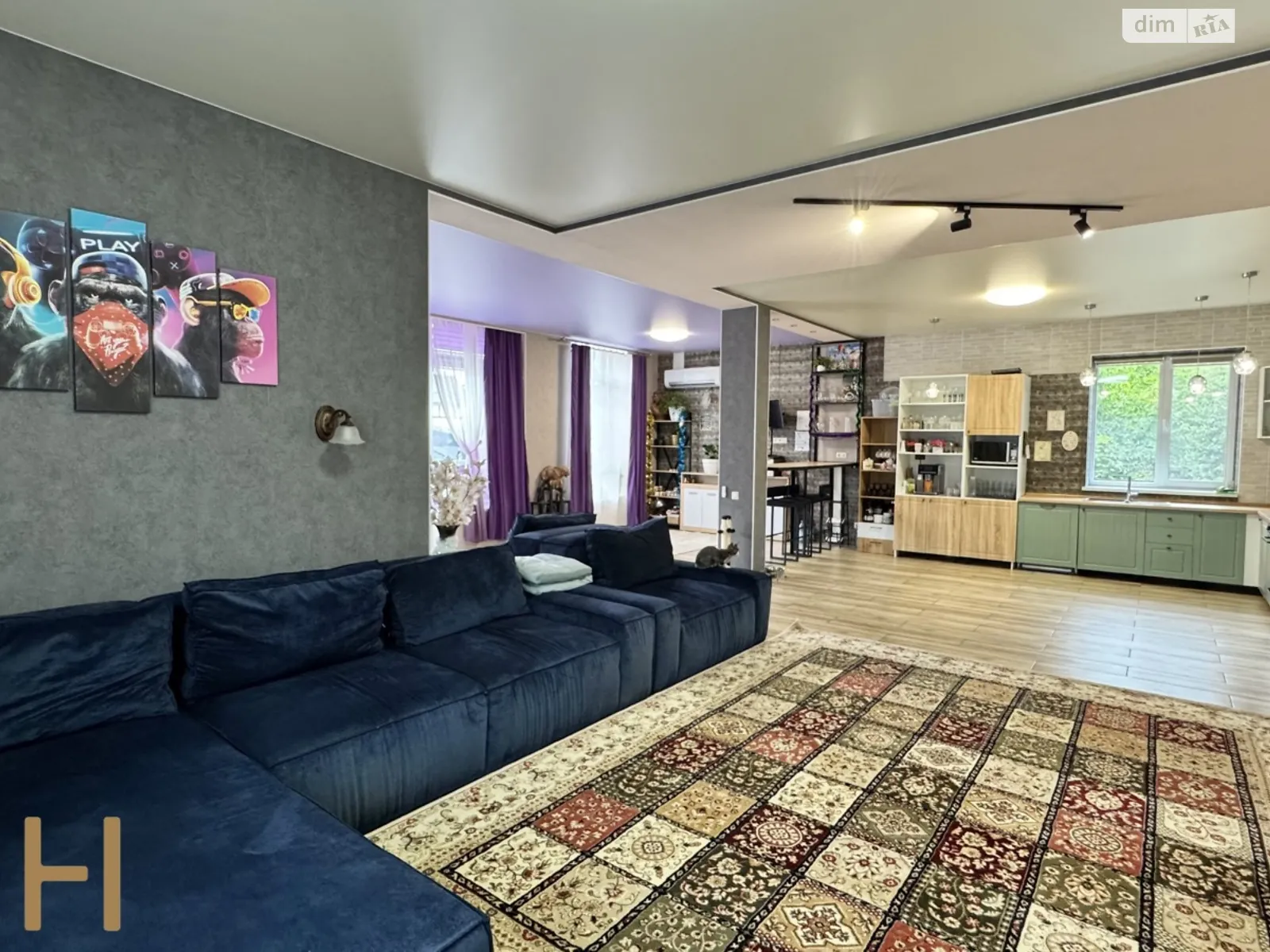Продается дом на 2 этажа 400 кв. м с террасой, цена: 329990 $ - фото 1
