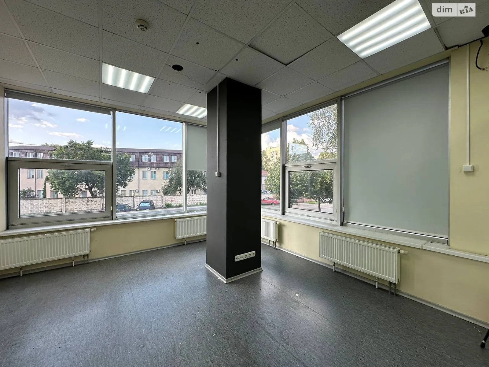 Здається в оренду офіс 92 кв. м в бізнес-центрі, цена: 1000 $ - фото 1
