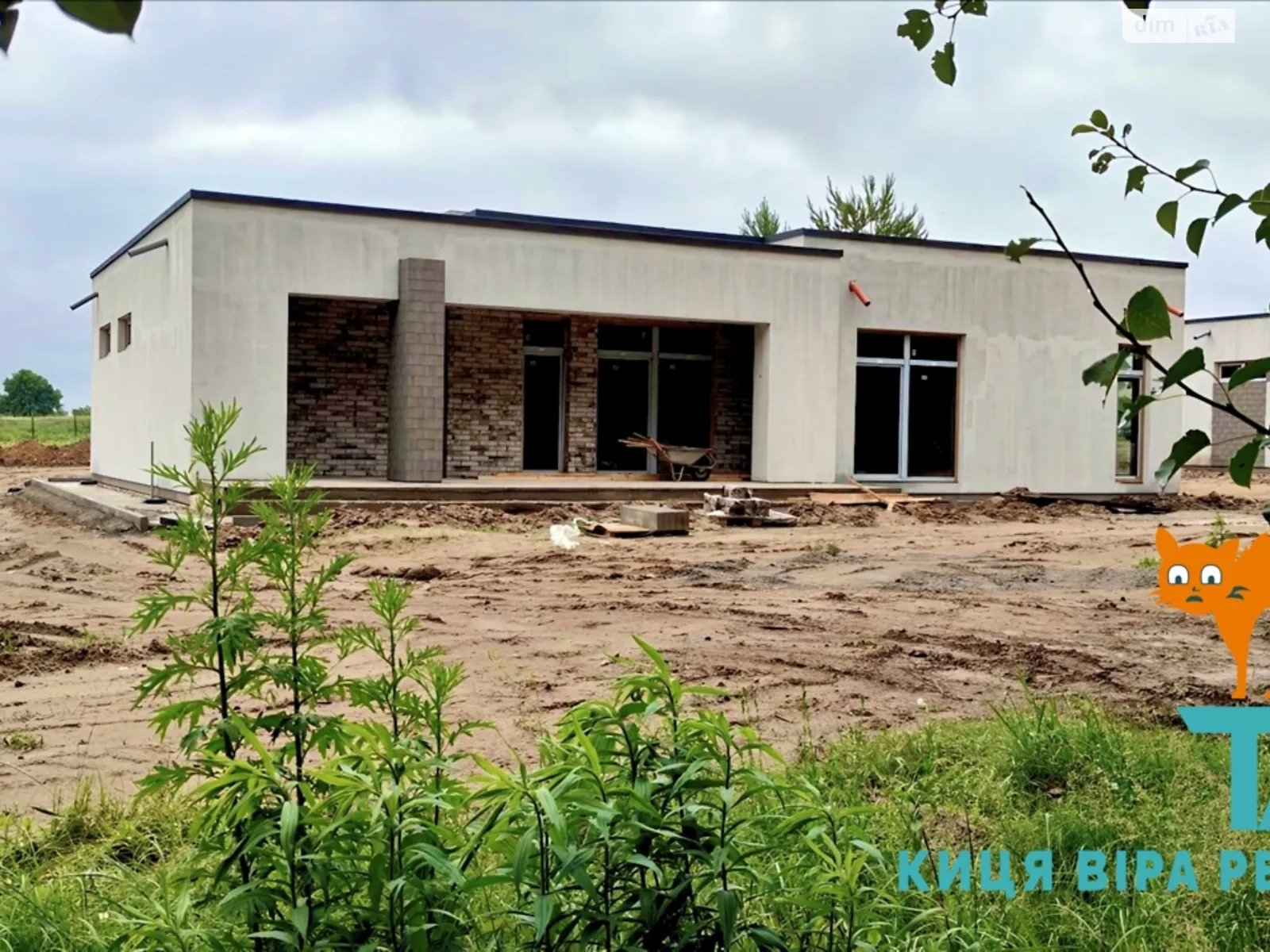 Продається одноповерховий будинок 192 кв. м з ділянкою, цена: 247000 $ - фото 1