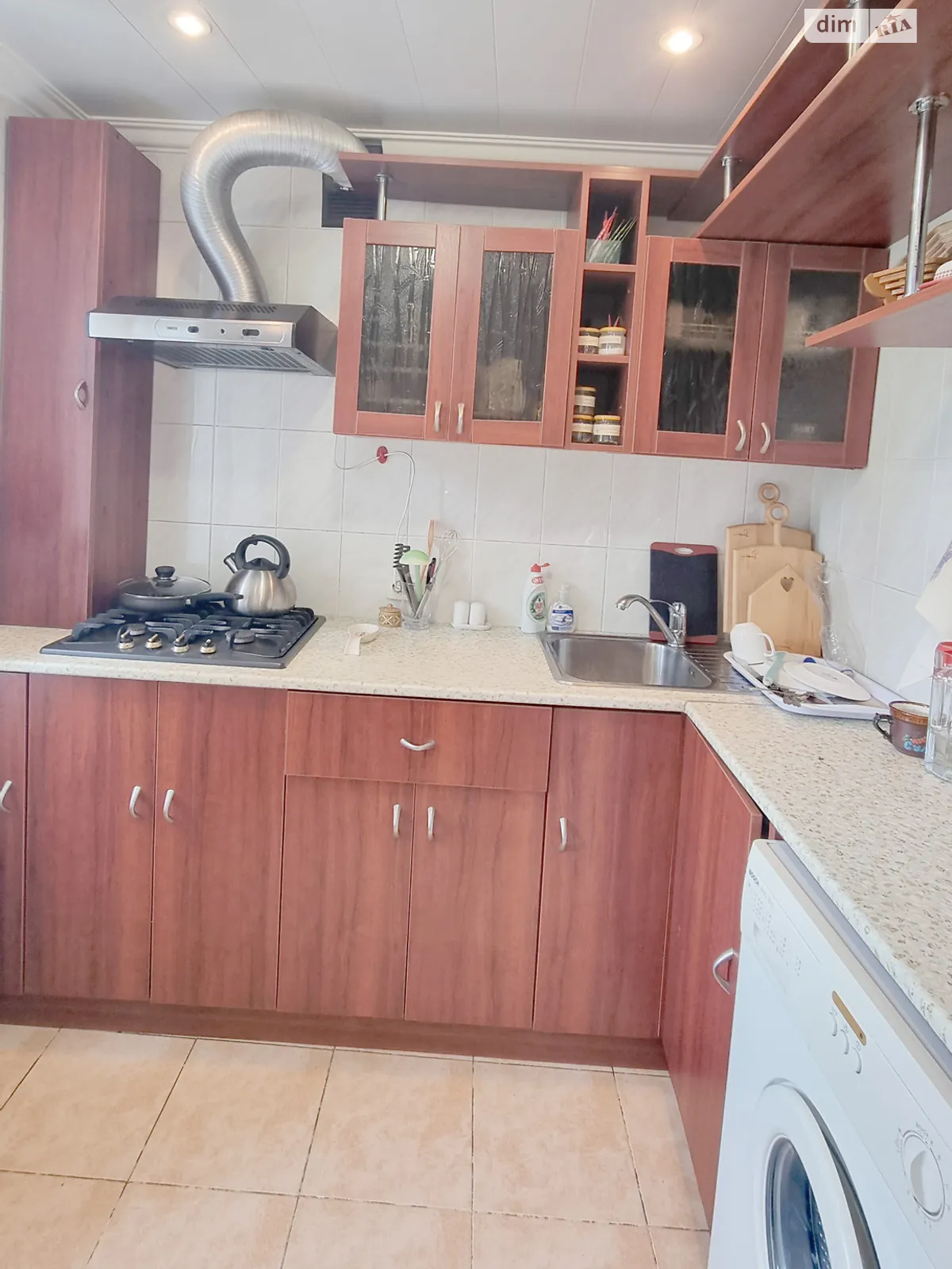 Продається 1-кімнатна квартира 31.6 кв. м у Києві, вул. Салютна, 19 - фото 1