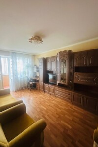 Сниму квартиру в Ровно долгосрочно