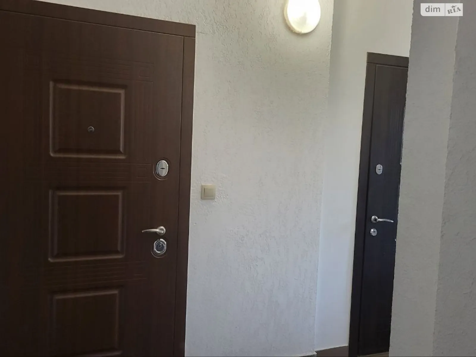 Продается 1-комнатная квартира 41.2 кв. м в Львове, ул. Расточье - фото 1