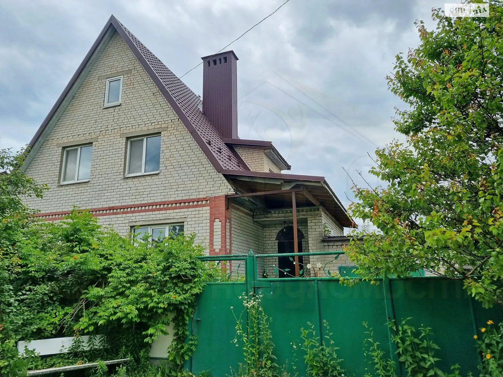 Продается дом на 2 этажа 207 кв. м с беседкой, цена: 79000 $ - фото 1