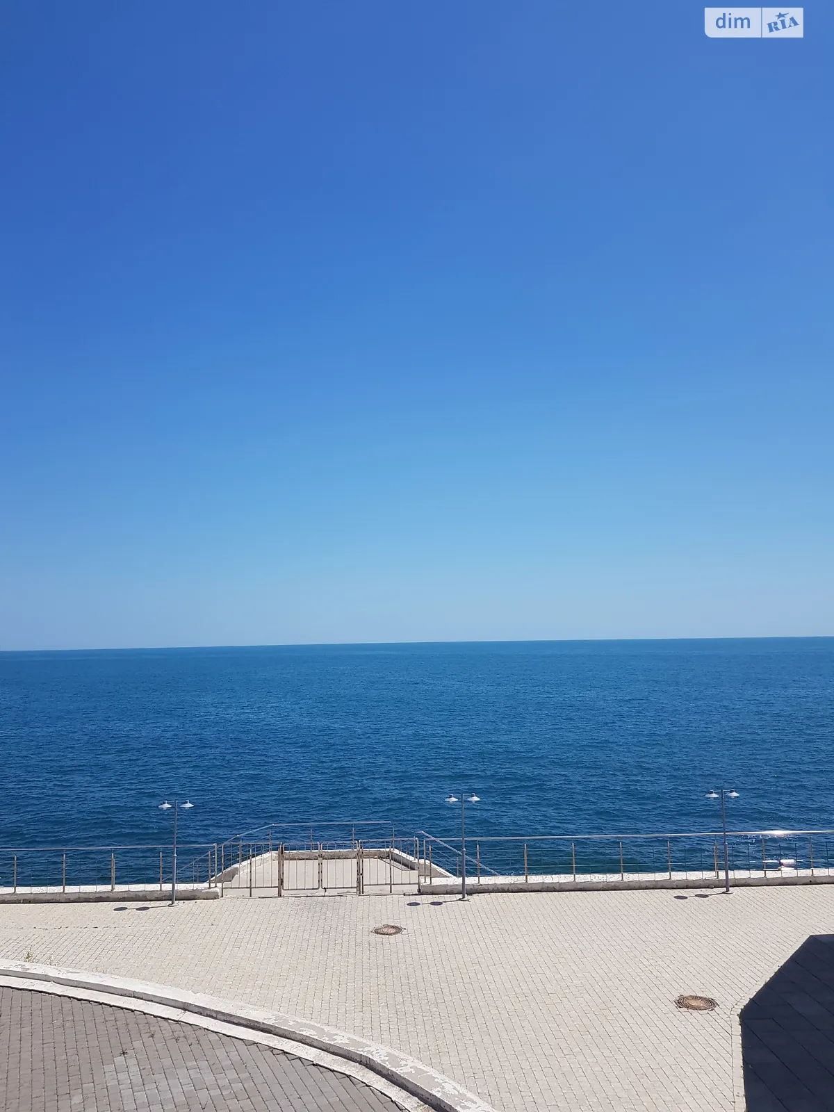 Продається 3-кімнатна квартира 300 кв. м у Одесі, пров. Морехідний - фото 1