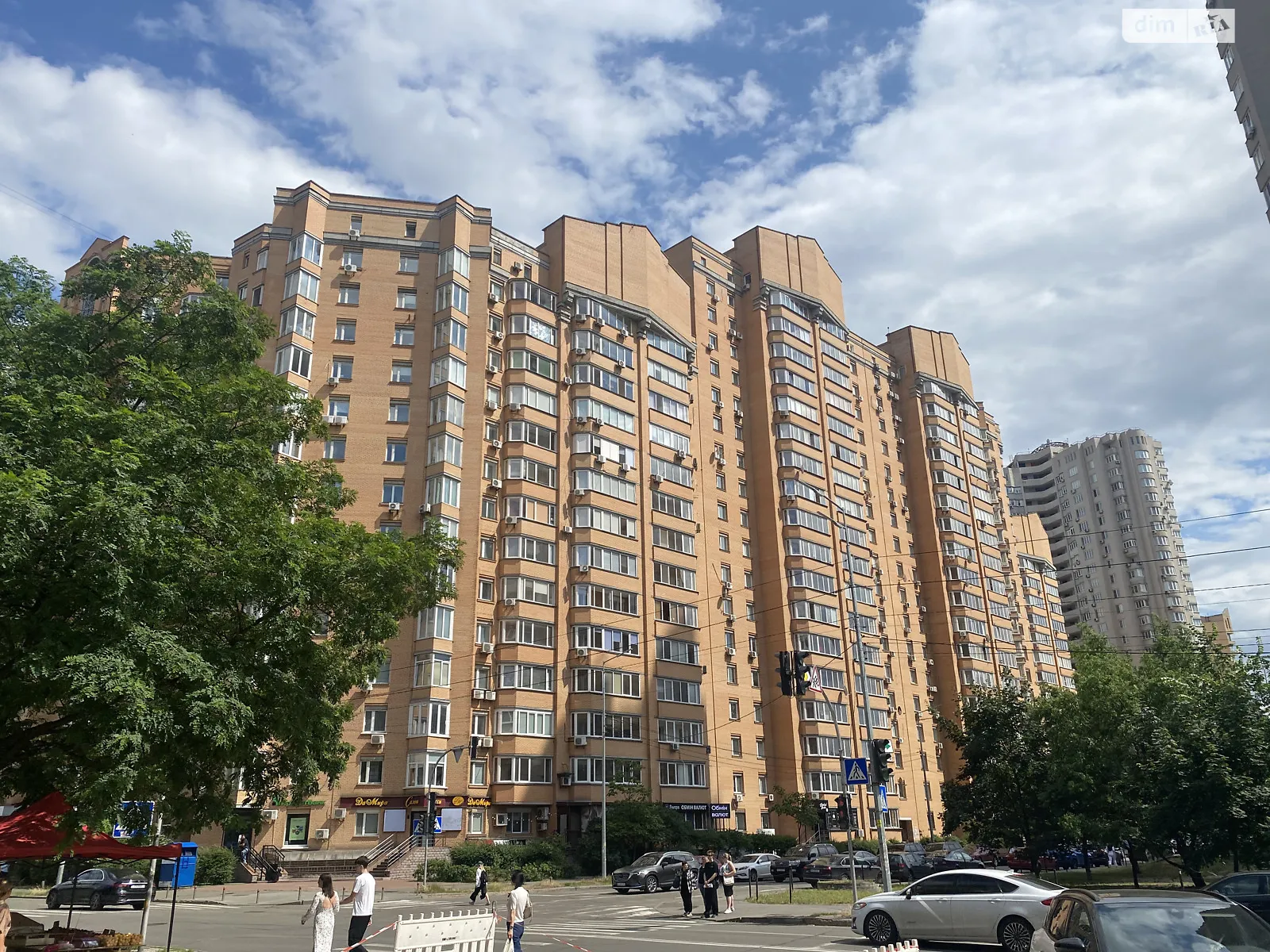 вул. Срібнокільська, 24 Дарницький Київ - фото 1