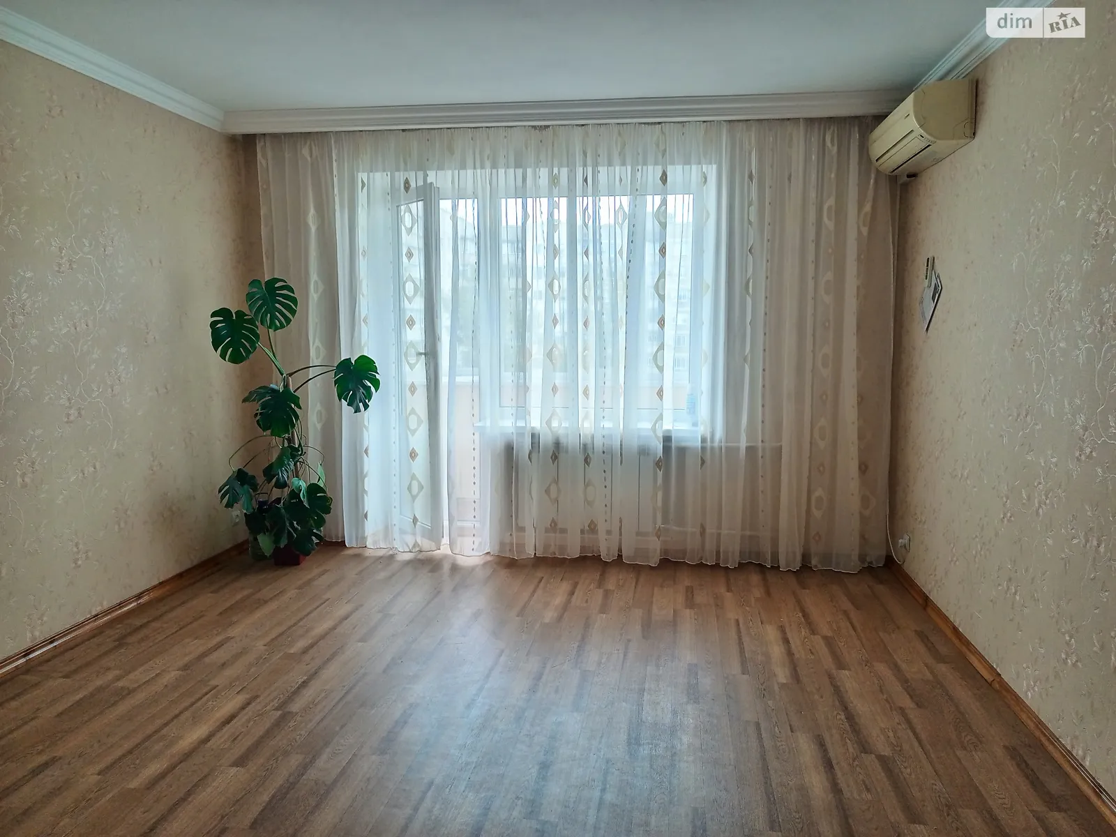 Продается 3-комнатная квартира 61.5 кв. м в Кременчуге, мас. 278 квартал, 22А - фото 1