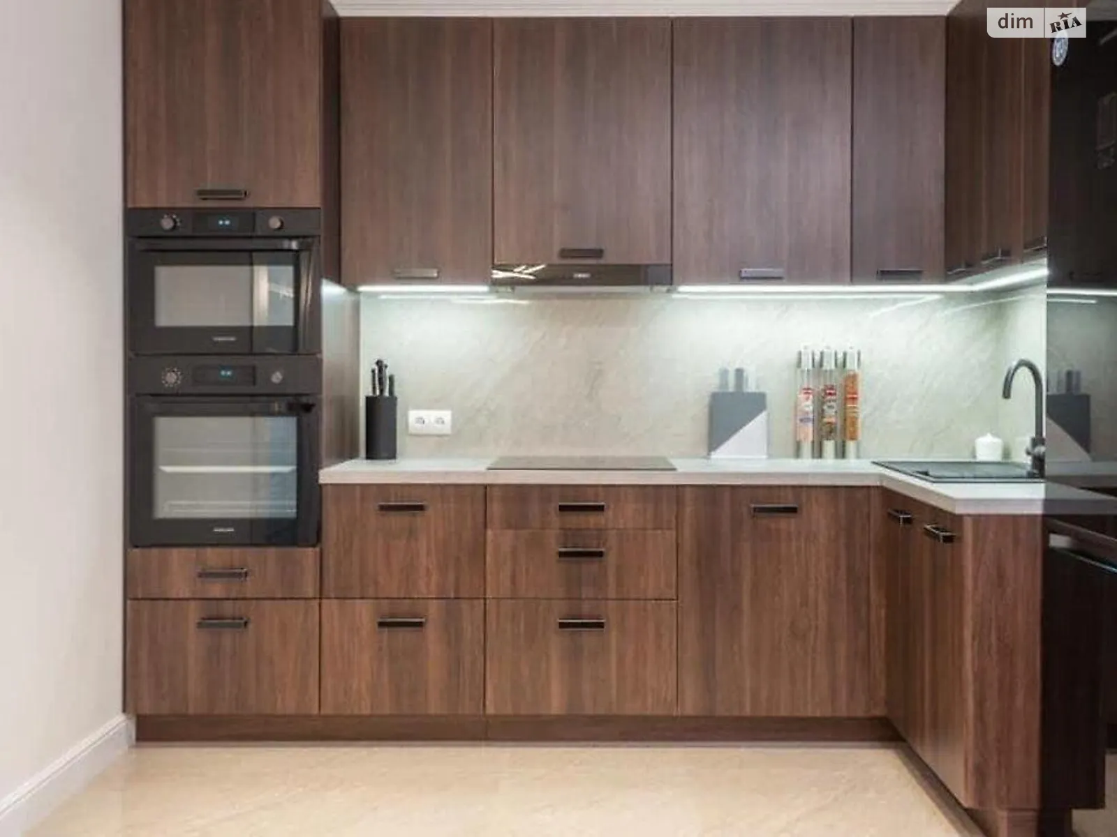 Продается 1-комнатная квартира 51 кв. м в Киеве, цена: 160000 $ - фото 1