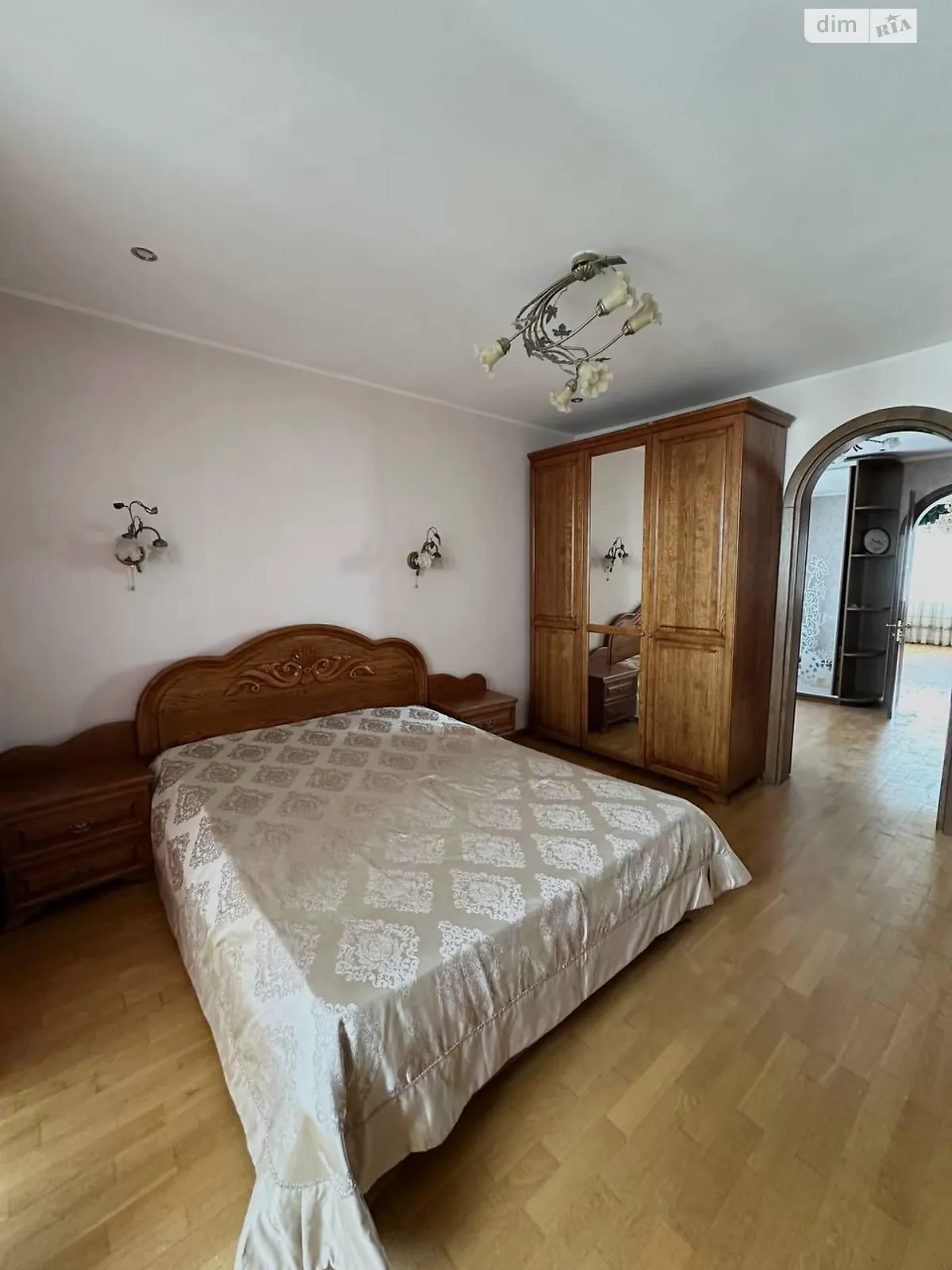 Продається 2-кімнатна квартира 70 кв. м у Києві, вул. Лісківська, 18А - фото 1