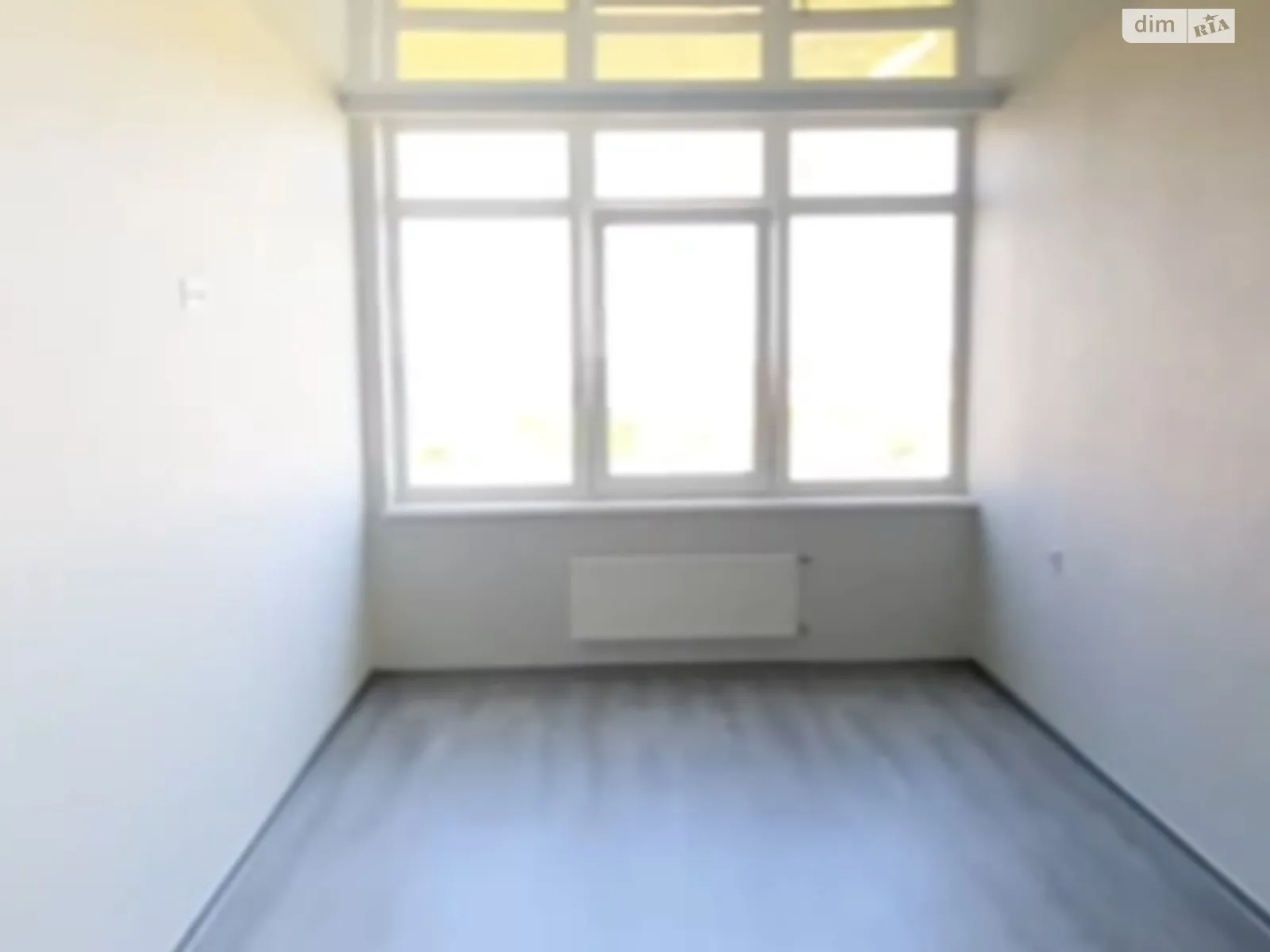 Продается 1-комнатная квартира 44 кв. м в Одессе, ул. Жемчужная, 9 - фото 1