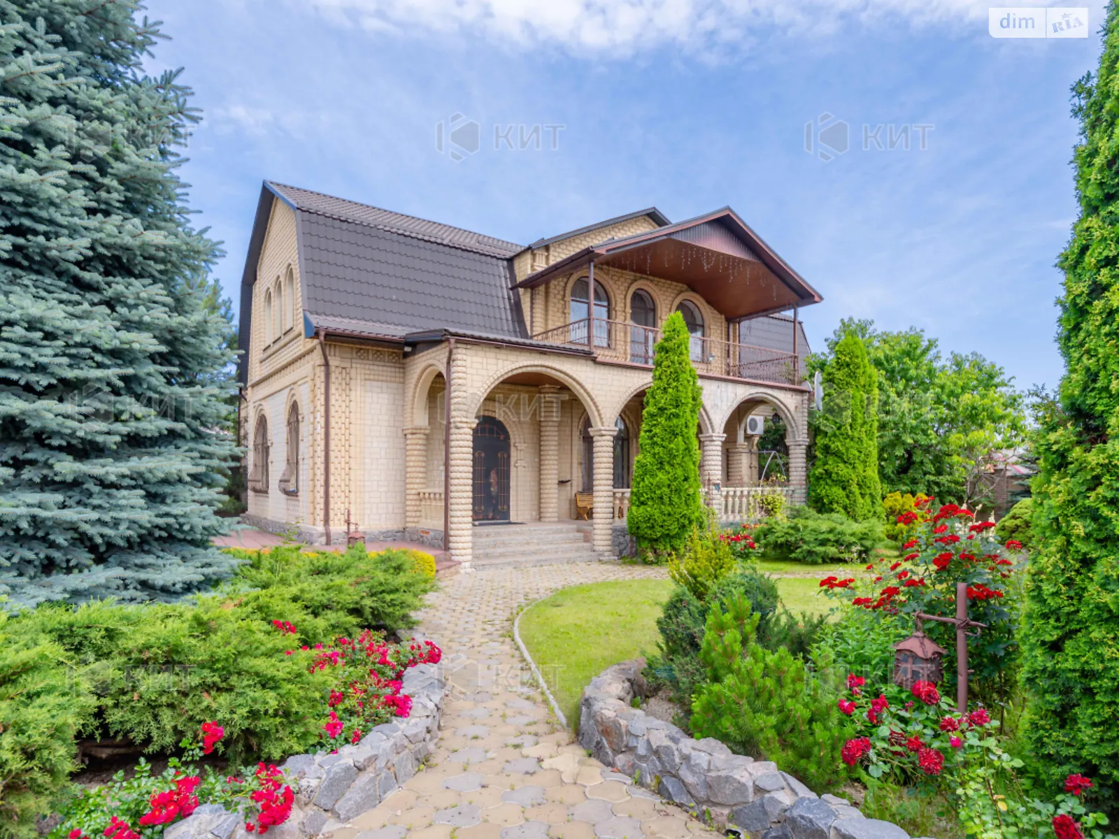 Продается дом на 2 этажа 450 кв. м с мебелью, цена: 270000 $ - фото 1