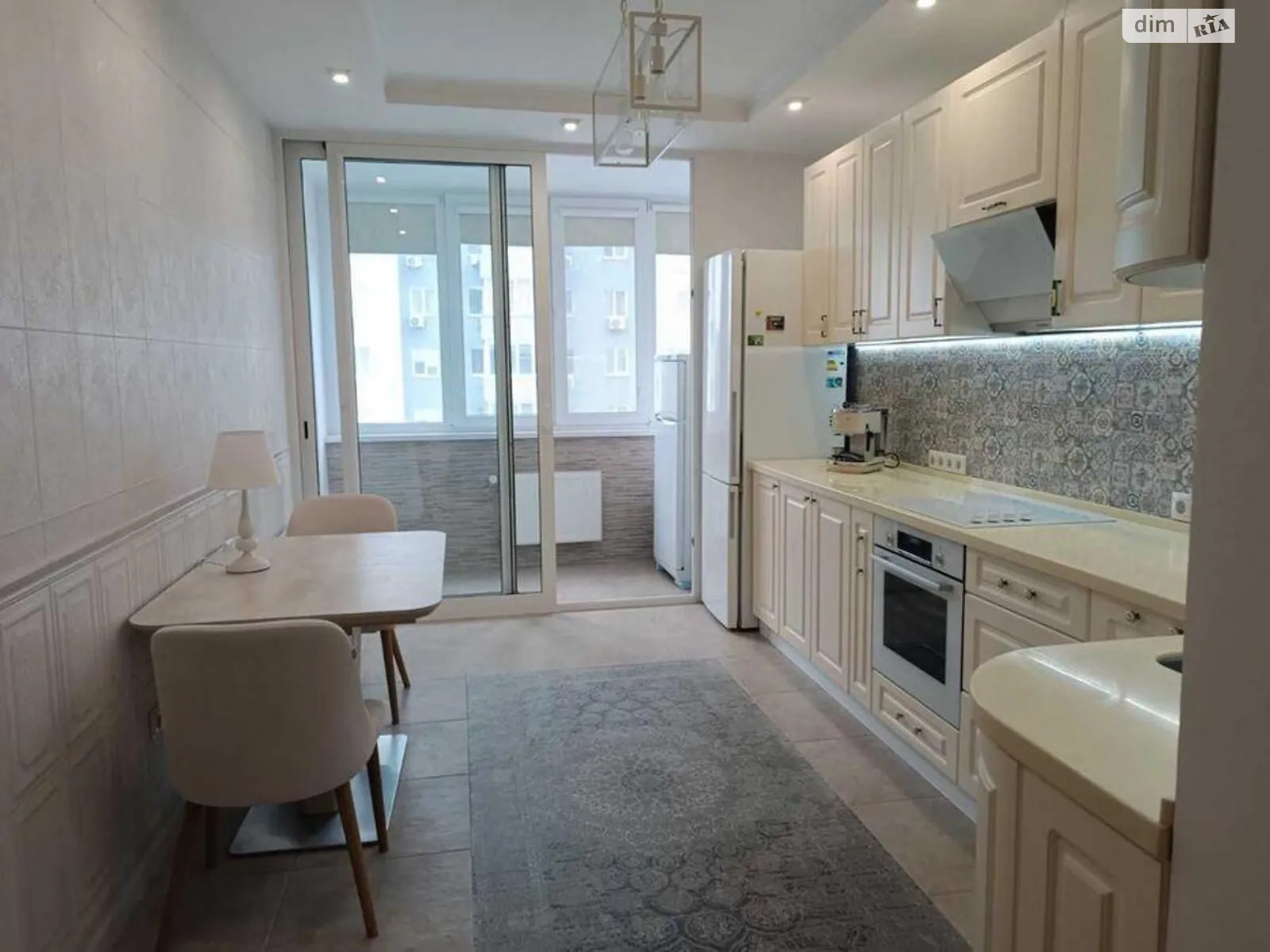 Продается 3-комнатная квартира 94 кв. м в Киеве, просп. Оболонский, 26 - фото 1