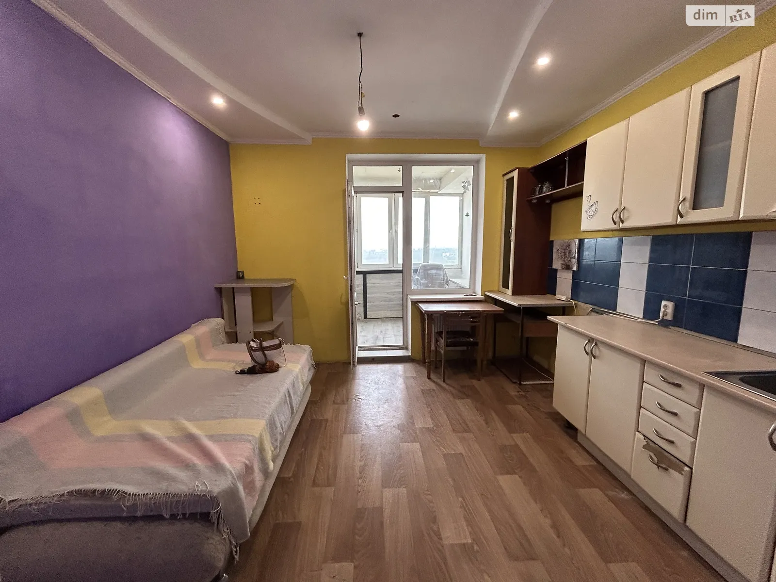 Продается 1-комнатная квартира 52 кв. м в Киеве, ул. Олевская, 9 - фото 1