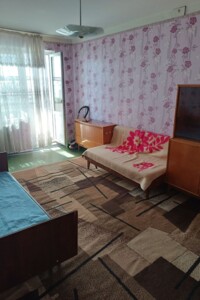 Сниму квартиру в Южноукраинске долгосрочно