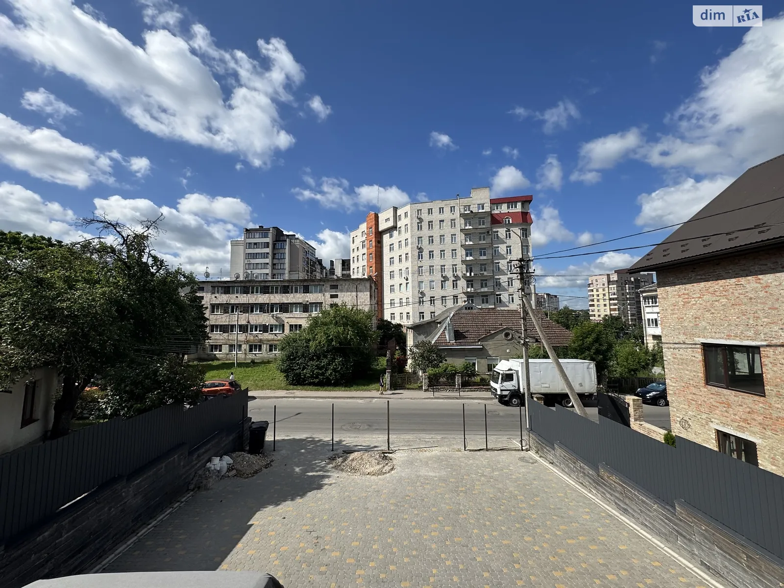 3-кімнатна квартира 87.5 кв. м у Тернополі, вул. Гайова - фото 1