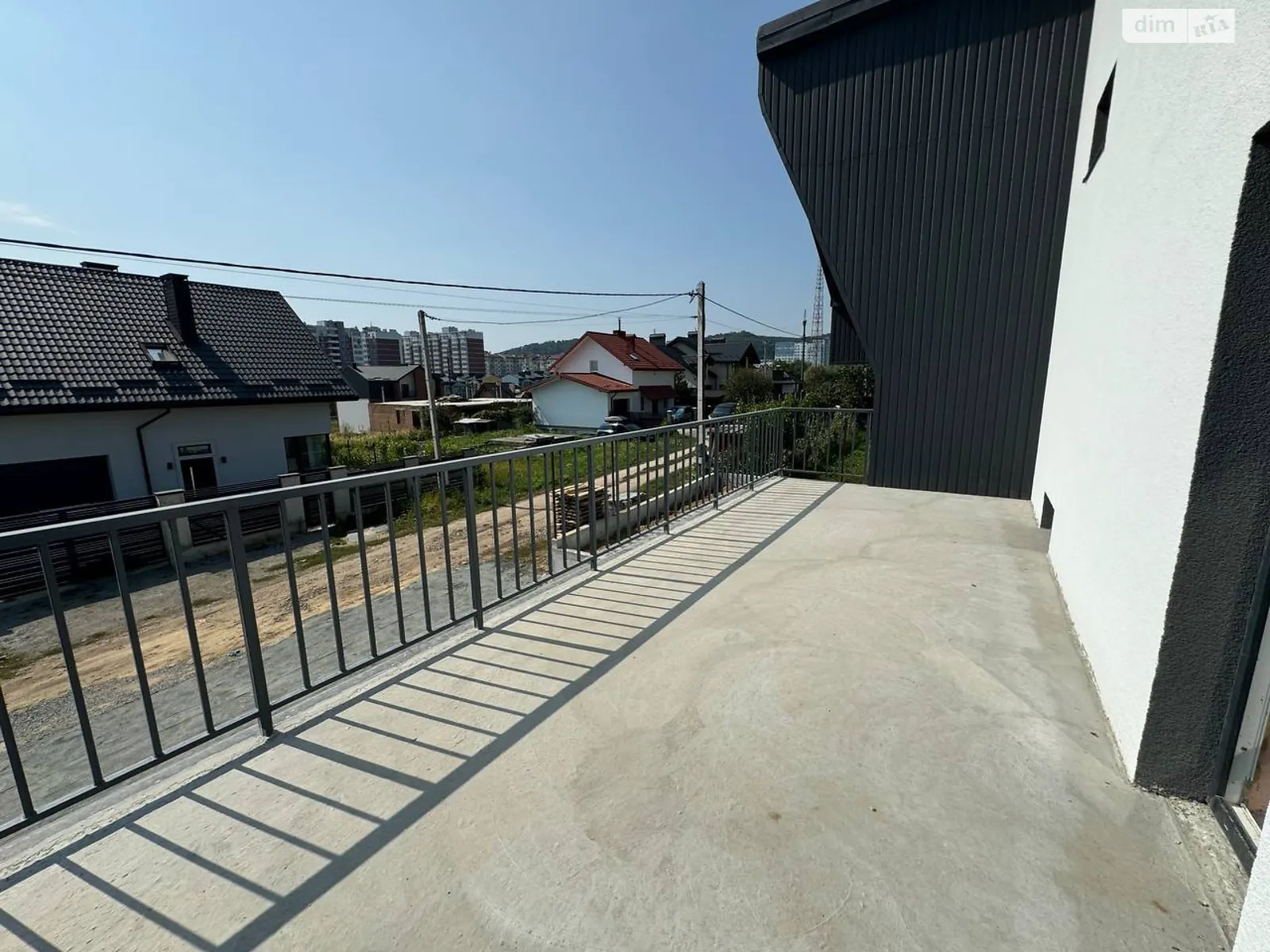 Продається будинок 2 поверховий 190.3 кв. м з садом, цена: 130000 $ - фото 1