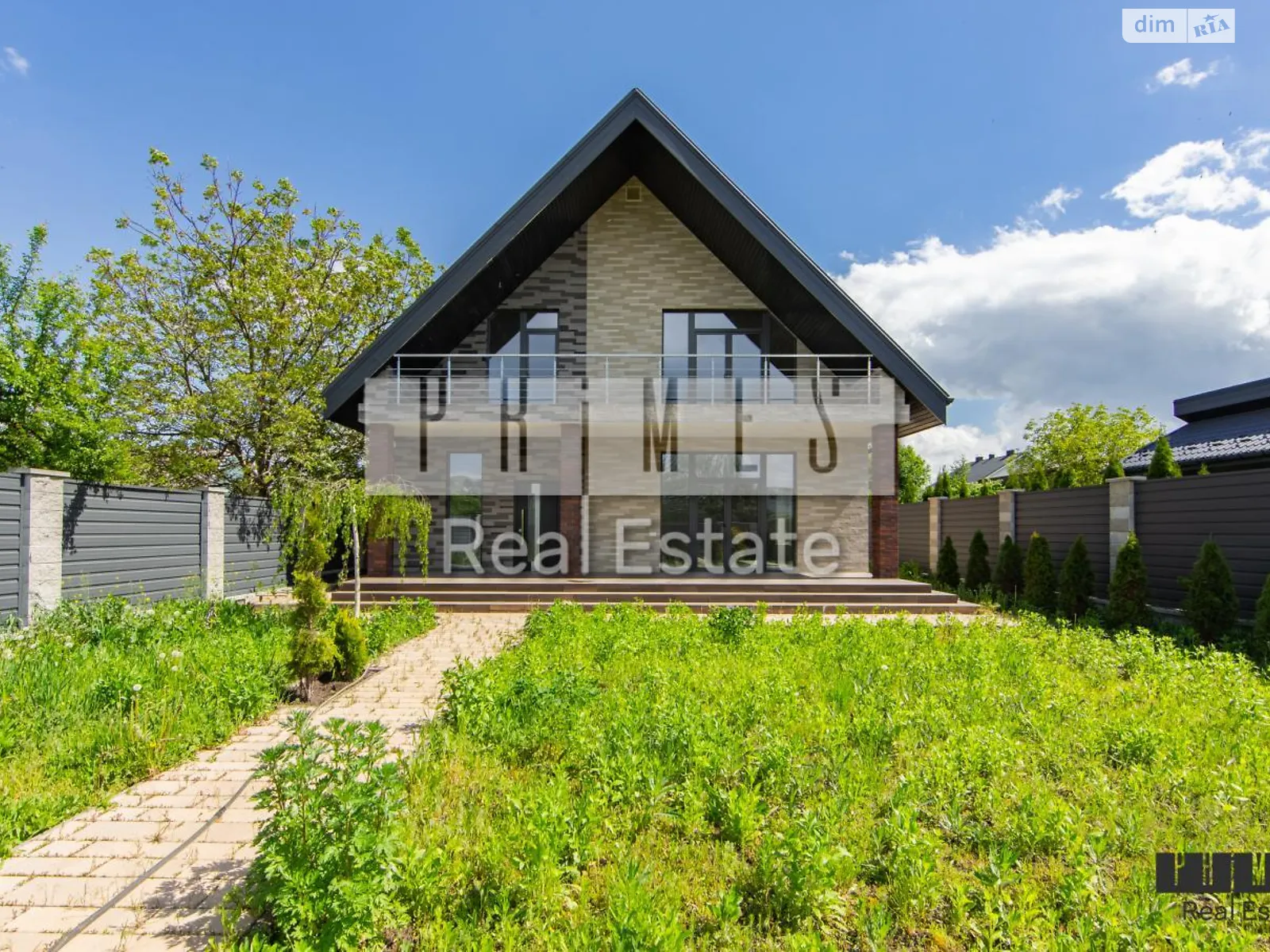 Продается дом на 2 этажа 192.8 кв. м с гаражом, цена: 399000 $ - фото 1