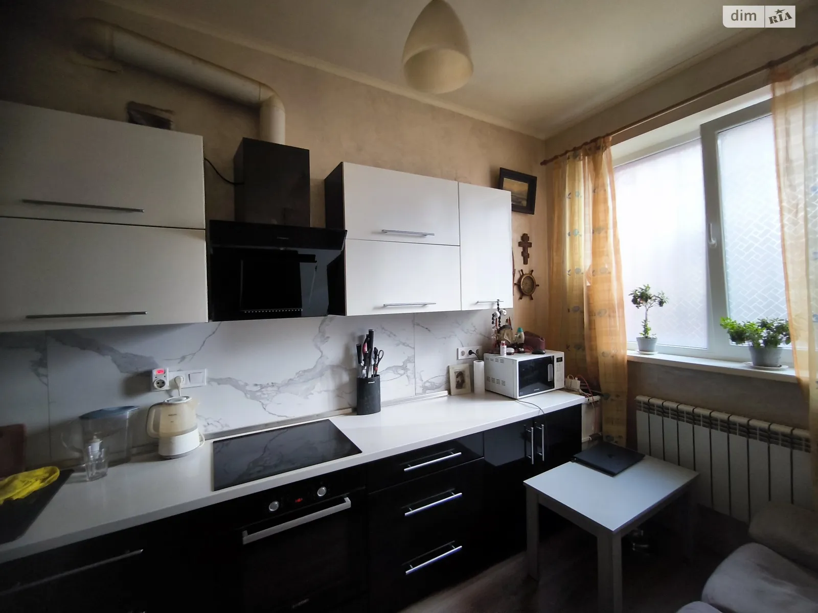 Продается 4-комнатная квартира 37.6 кв. м в Ирпене, цена: 36000 $ - фото 1