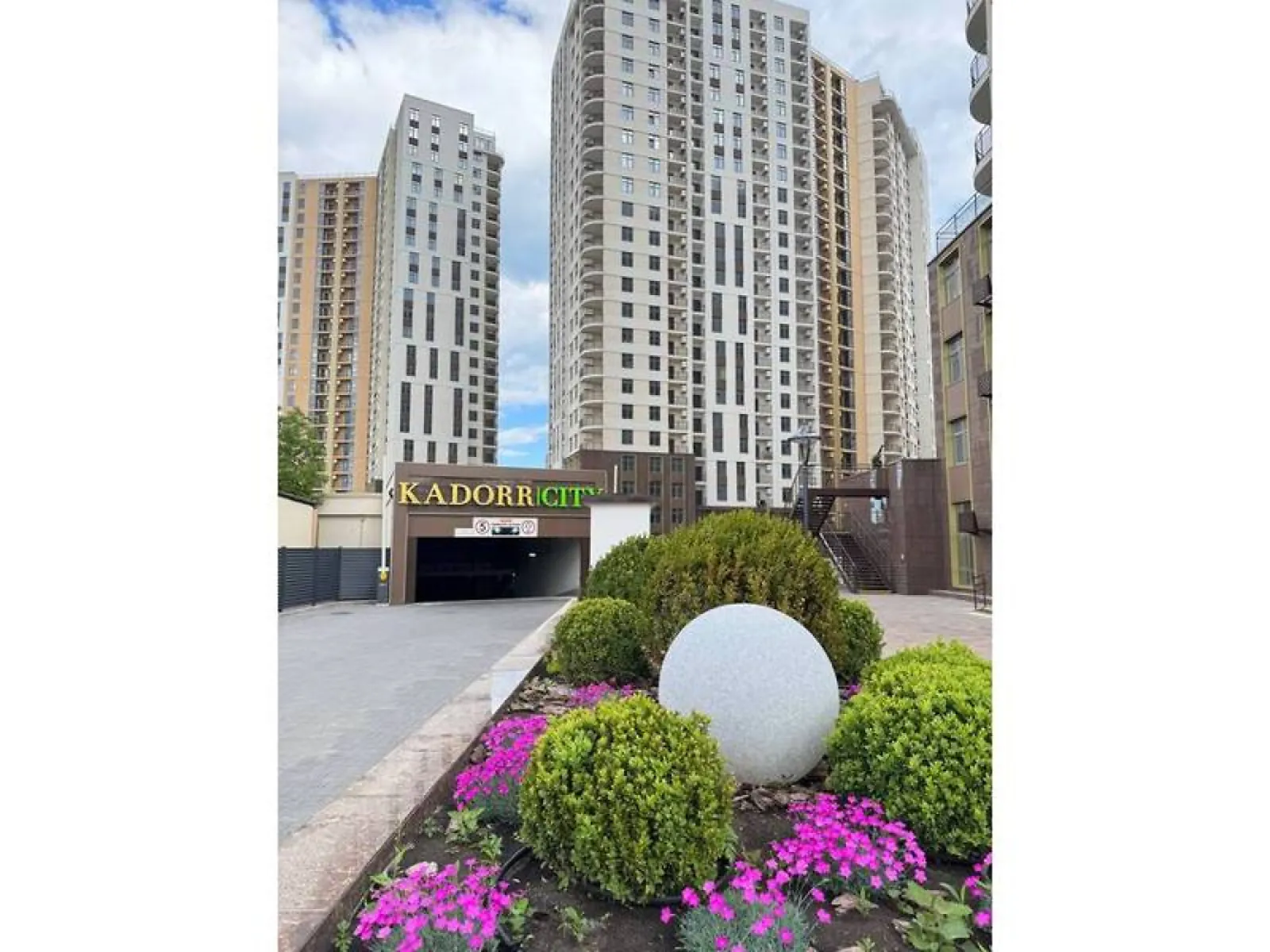 Продается 1-комнатная квартира 43 кв. м в Одессе, ул. Краснова - фото 1